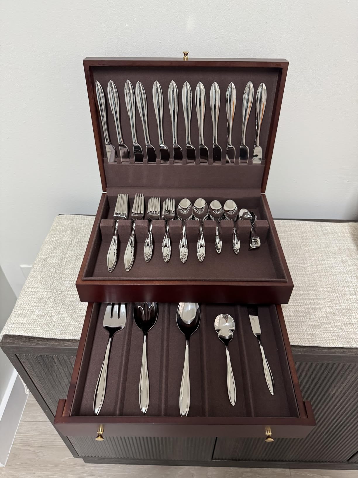 Lenox Mahogany Flatware Chest, Silverware Storage Box, 120-Piece Capacity customer photo 1