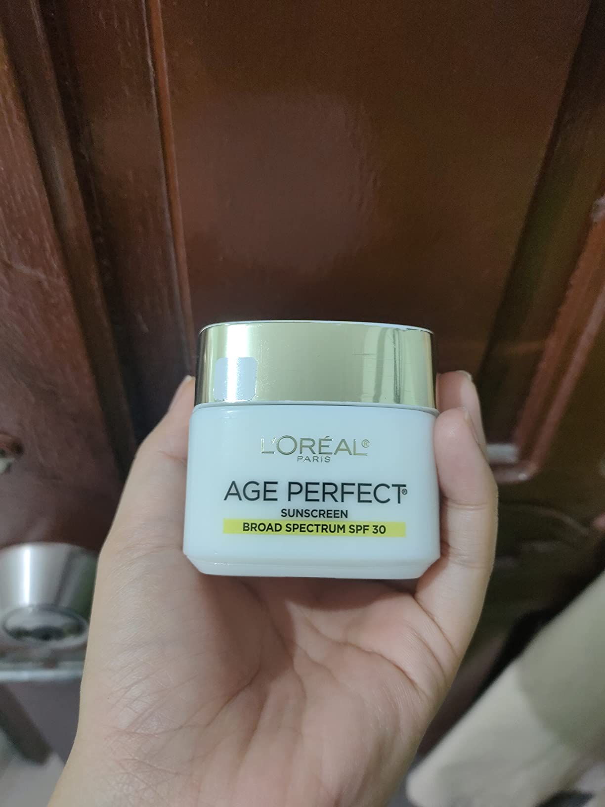 L'Oreal Paris Age Perfect Collagen Expert Anti-Aging Day Moisturizer 2.5 oz customer photo 2