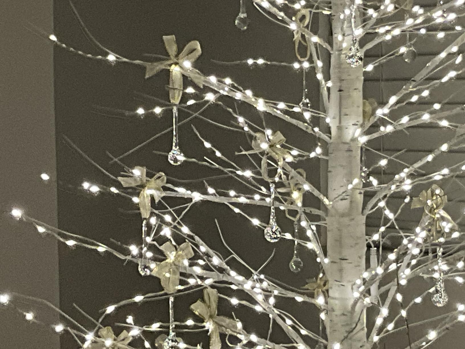 IndianShelf 25 Pieces Retro Distress Glass Christmas Tree Ornaments customer photo 2
