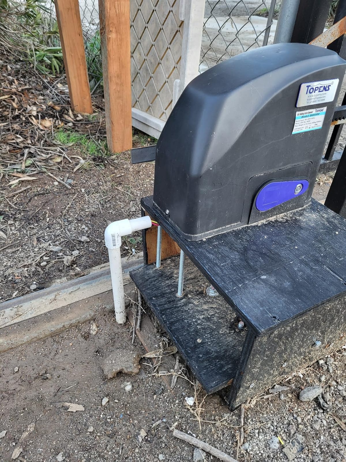 TOPENS DKR500ST Solar Sliding Gate Opener Rack Drive customer photo 2