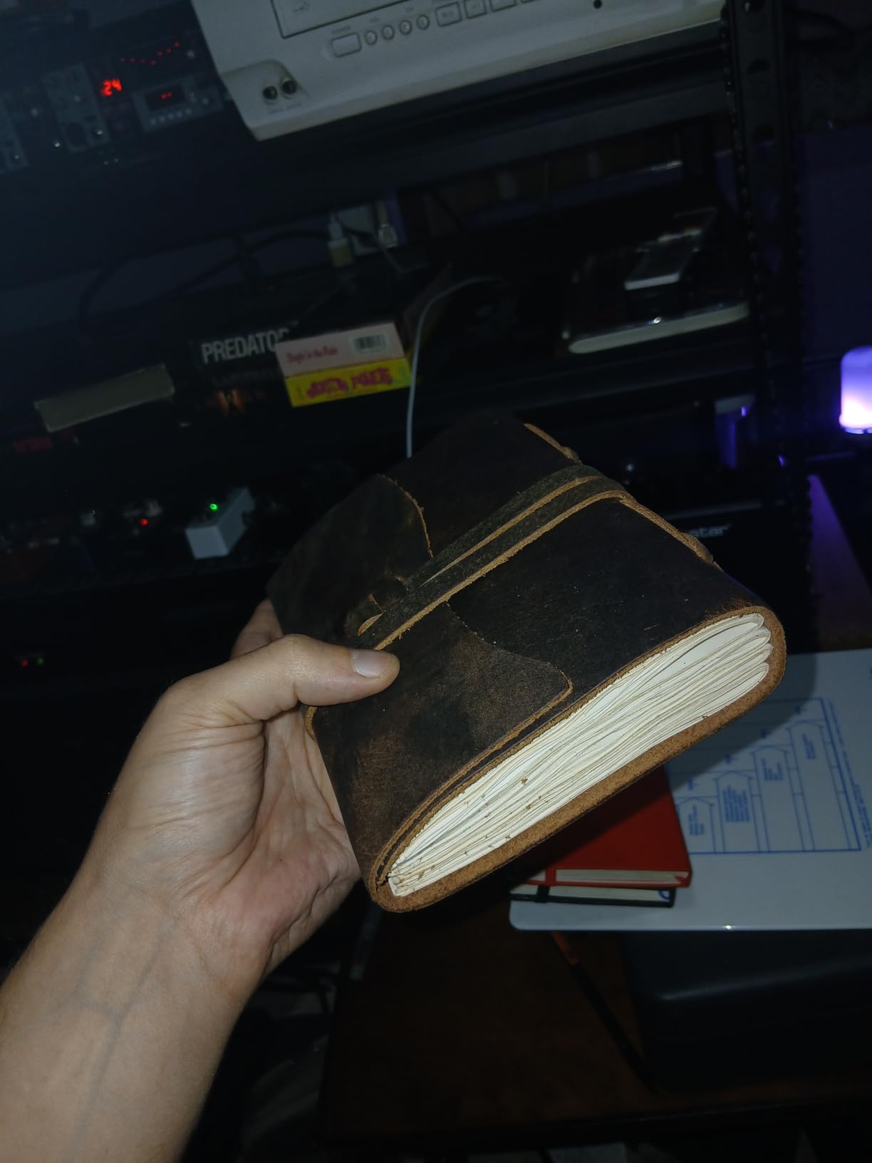 LEATHER VILLAGE Leather Journal Edge Cut, Distressed Brown 7x5 customer photo 2