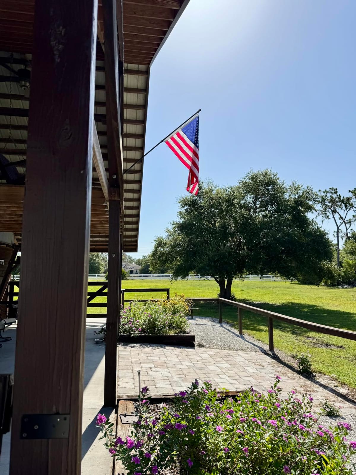 American Flag with Pole - Includes 5ft Heavy Duty Flag Pole Holder for Outside House,3x5 Embroidered US Flag and Wall Mount Bracket,Tangle Free Flagpoles Kit for Porch,Garage,Outdoor customer photo 1