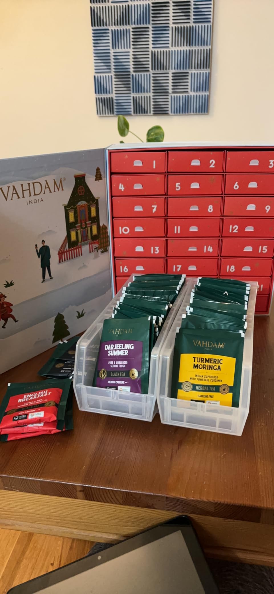 VAHDAM, Advent Calendar 2026 Tea Bags (240g/8.47oz) Limited Edition Holiday Gift Box - 24 Flavors, 5 Each | Christmas Advent Calendar 2026 for Adults | Advent Calendar 2026 Adult Women and Men customer photo 2