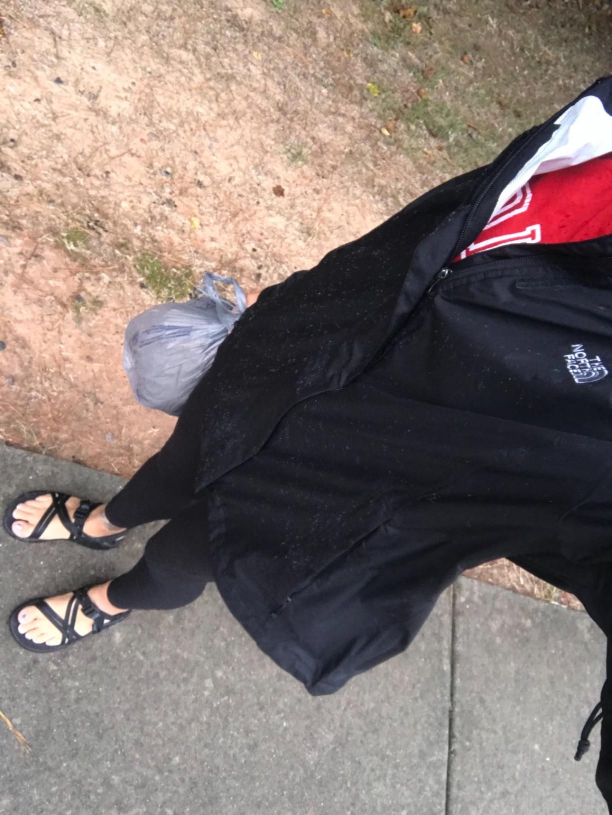 THE NORTH FACE Women's Venture 2 Waterproof Hooded Rain Jacket customer photo 2