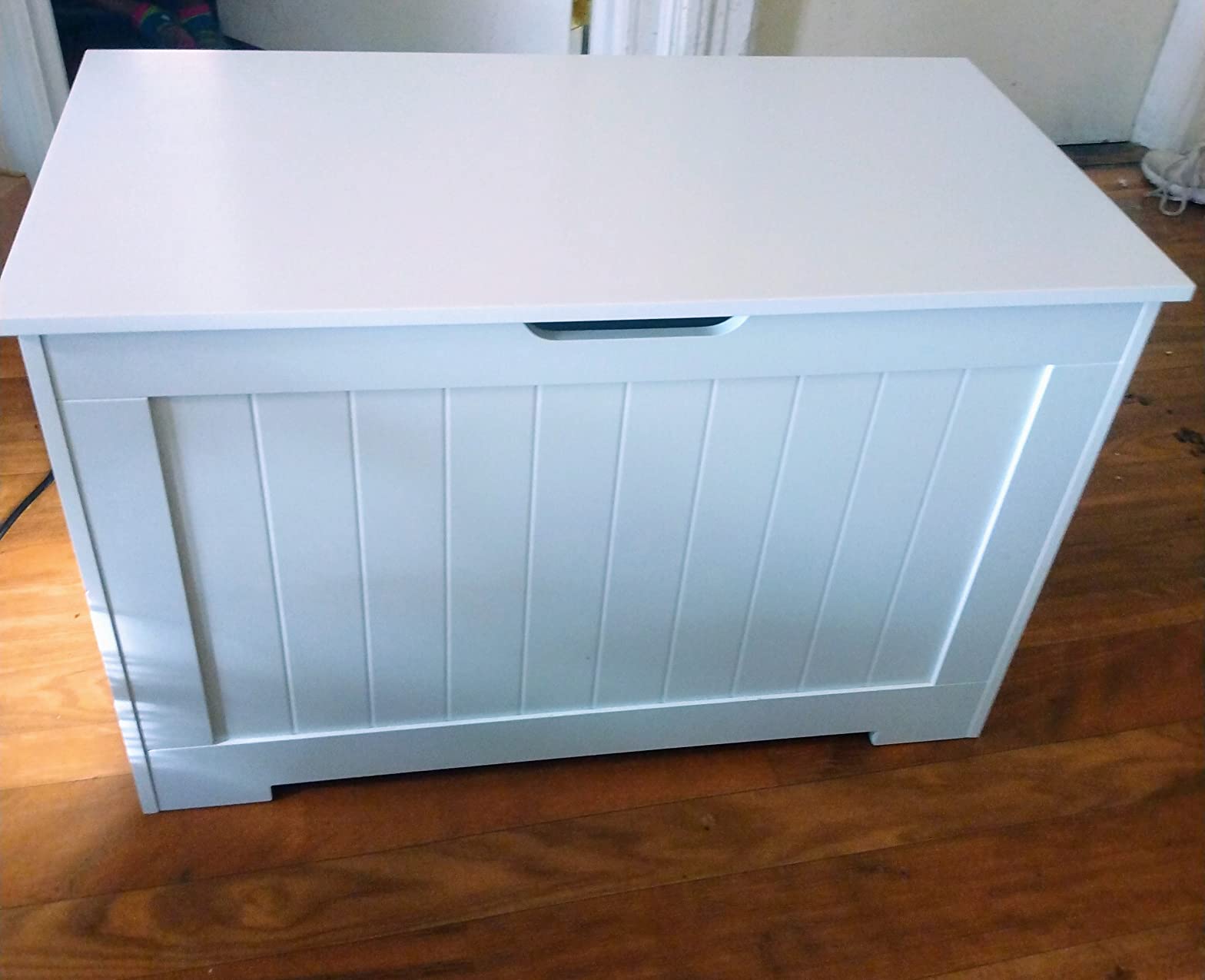 30 inches Kids Wooden Toy Chest Storage Space with 2 Safety Hinge Modern Decorative Toys Bench Box for Playroom Bedroom Living Room (White) customer photo 1