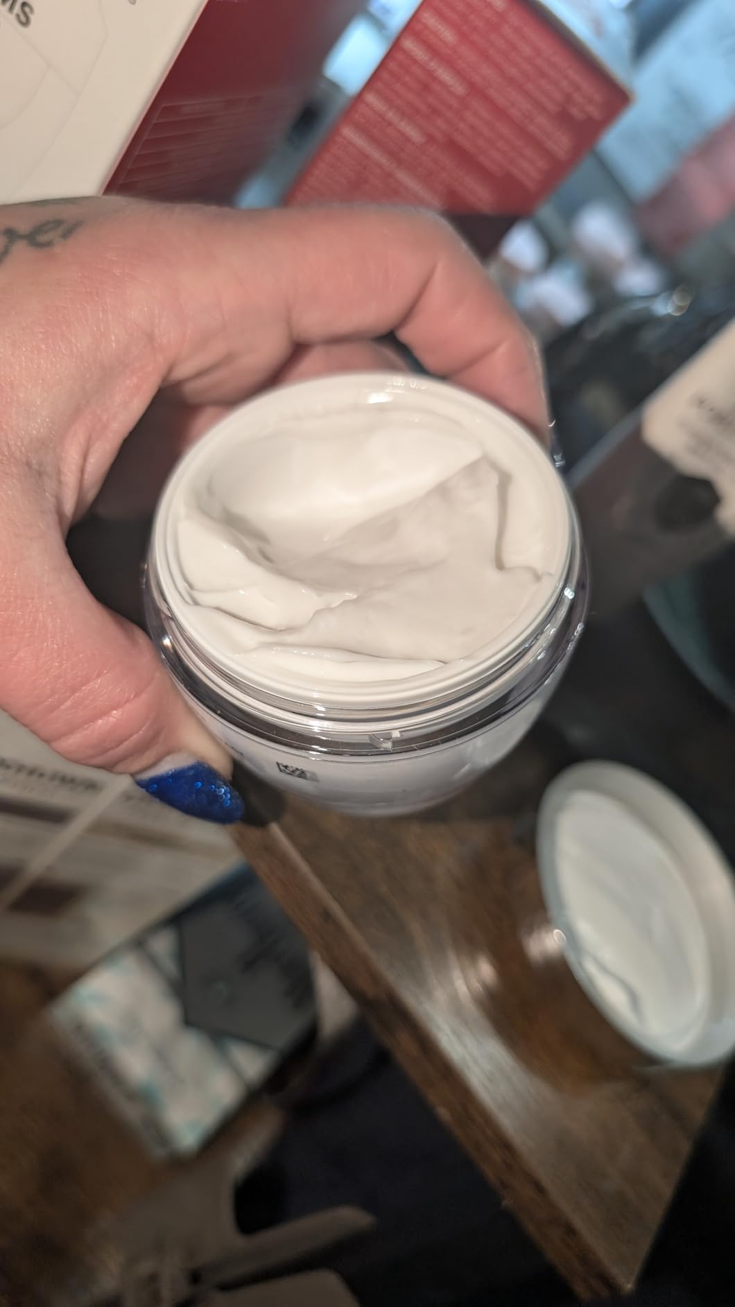 Olay Collagen Peptide Face Moisturizer, Firming Cream for Women, Fragrance-Free, Non-Greasy - Hydrating, Anti-Aging, Anti-Wrinkle, Smoothing of Fine Lines, Tightening Skin Care - Niacinamide, 1.7 Oz customer photo 1