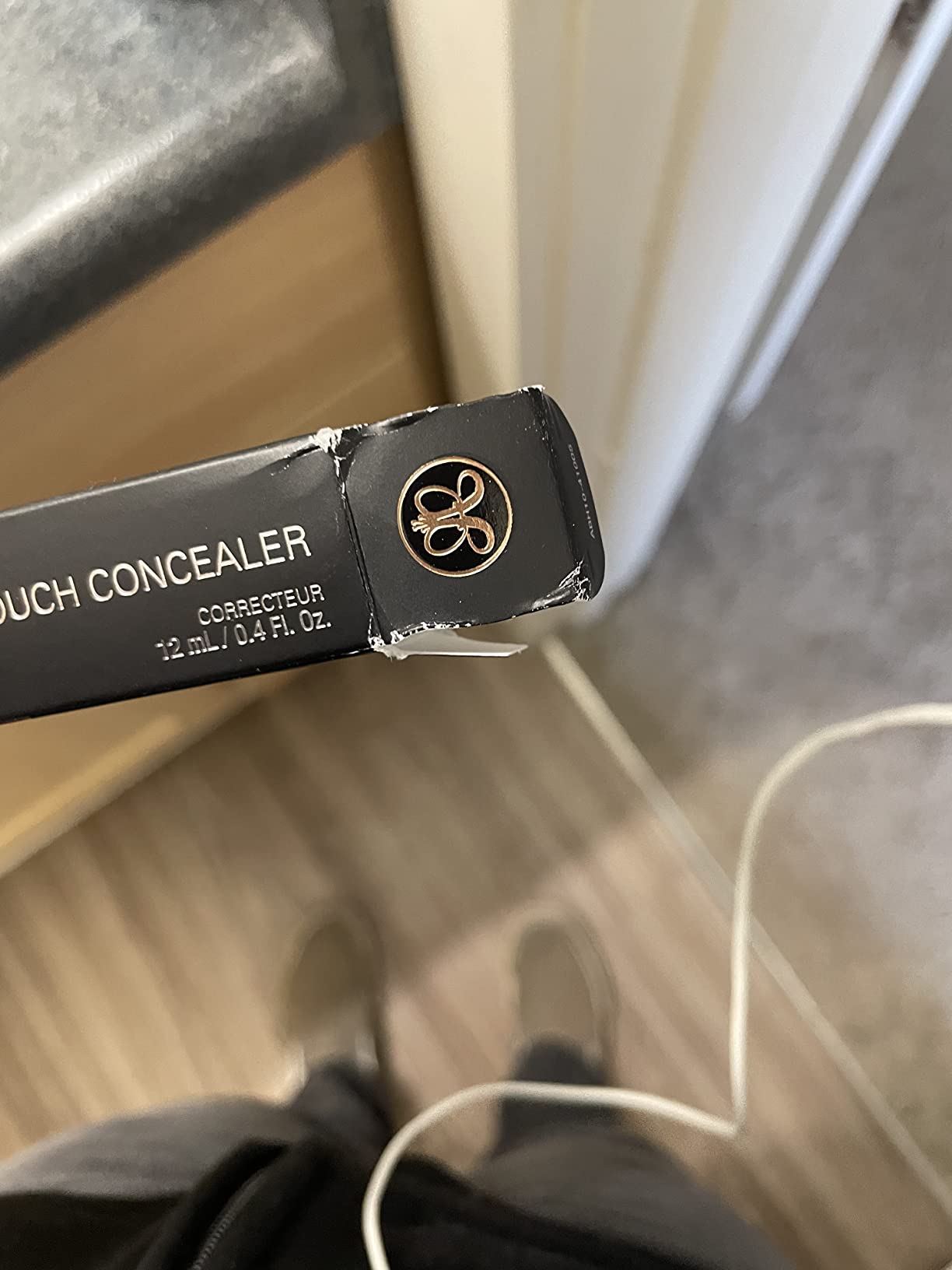 Anastasia Beverly Hills - Magic Touch Full-Coverage Liquid Concealer Makeup customer photo 1