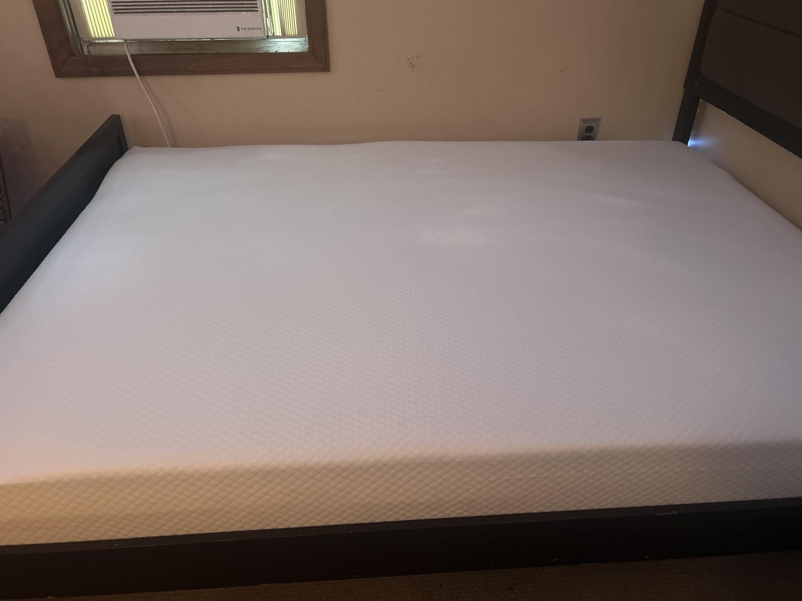 FDW | 8 Inch Queen Mattress | Medium Firm | Gel Memory Foam | White customer photo 2