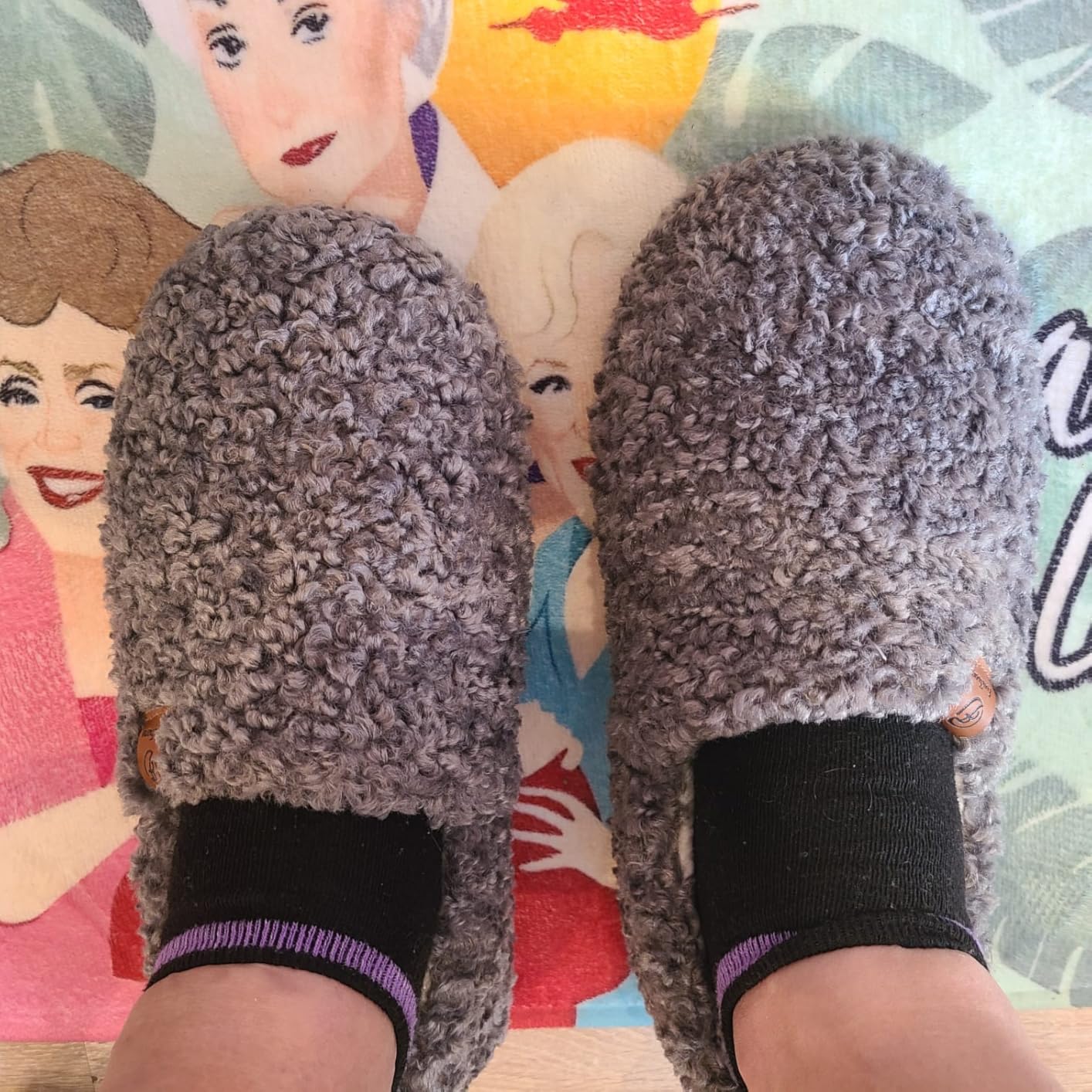 EverFoams Women’s Soft Curly Slippers Memory Foam Lightweight House Shoes customer photo 1