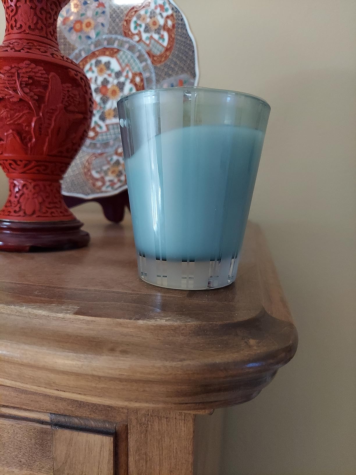 NEST New York Scented Classic Candle, Driftwood & Chamomile - 8.1 oz - Up to 60-Hour Burn Time - Reusable Glass Vessel customer photo 1
