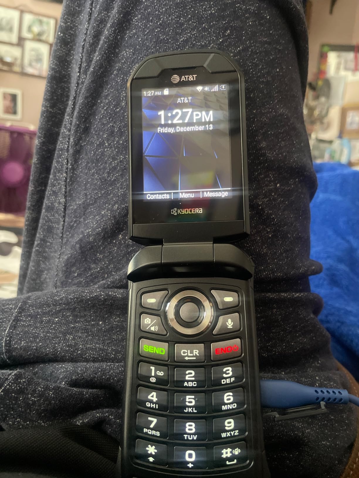 Kyocera Duraxe E4830 Epic AT&T Flip Smart Phone 16GB Rugged PTT Wi-Fi LTE Black (Renewed) customer photo 1