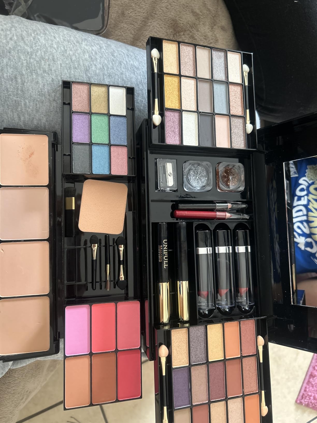 MISS ROSE M 58 Color Professional Makeup pallet, Makeup Kit for Women Full Kit, All In One Make up Kit Set, Makeup Gift Set for women girls (331Y) customer photo 1