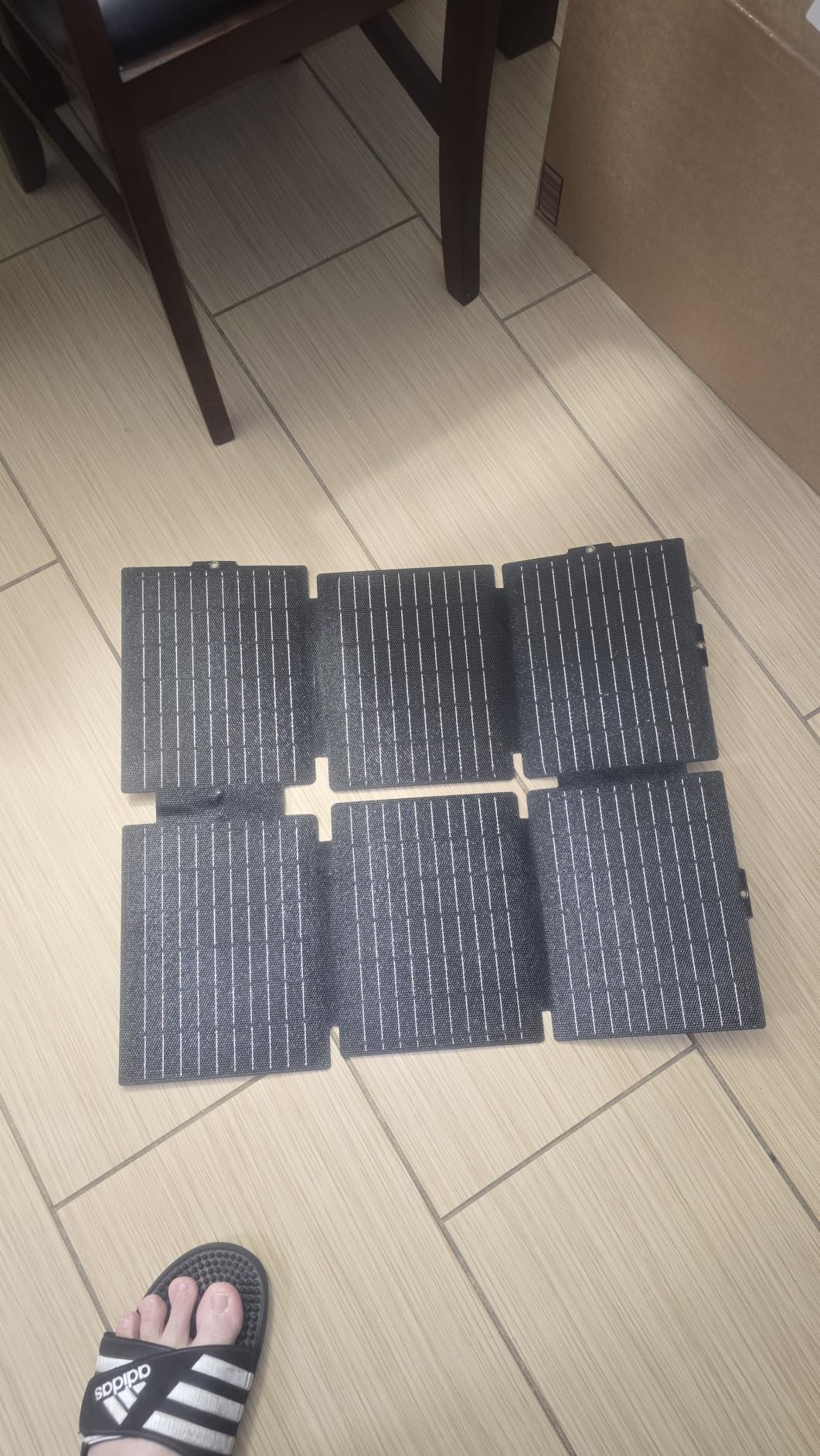 EnginStar Solar Generator, 300W Portable Power Station, 296Wh Lithium Battery Backup w/Two 110V Pure Sine Wave AC Outlet for Camping Road Trip RV, 80000mAh Sufficient Power Supply for Blackout customer photo 1