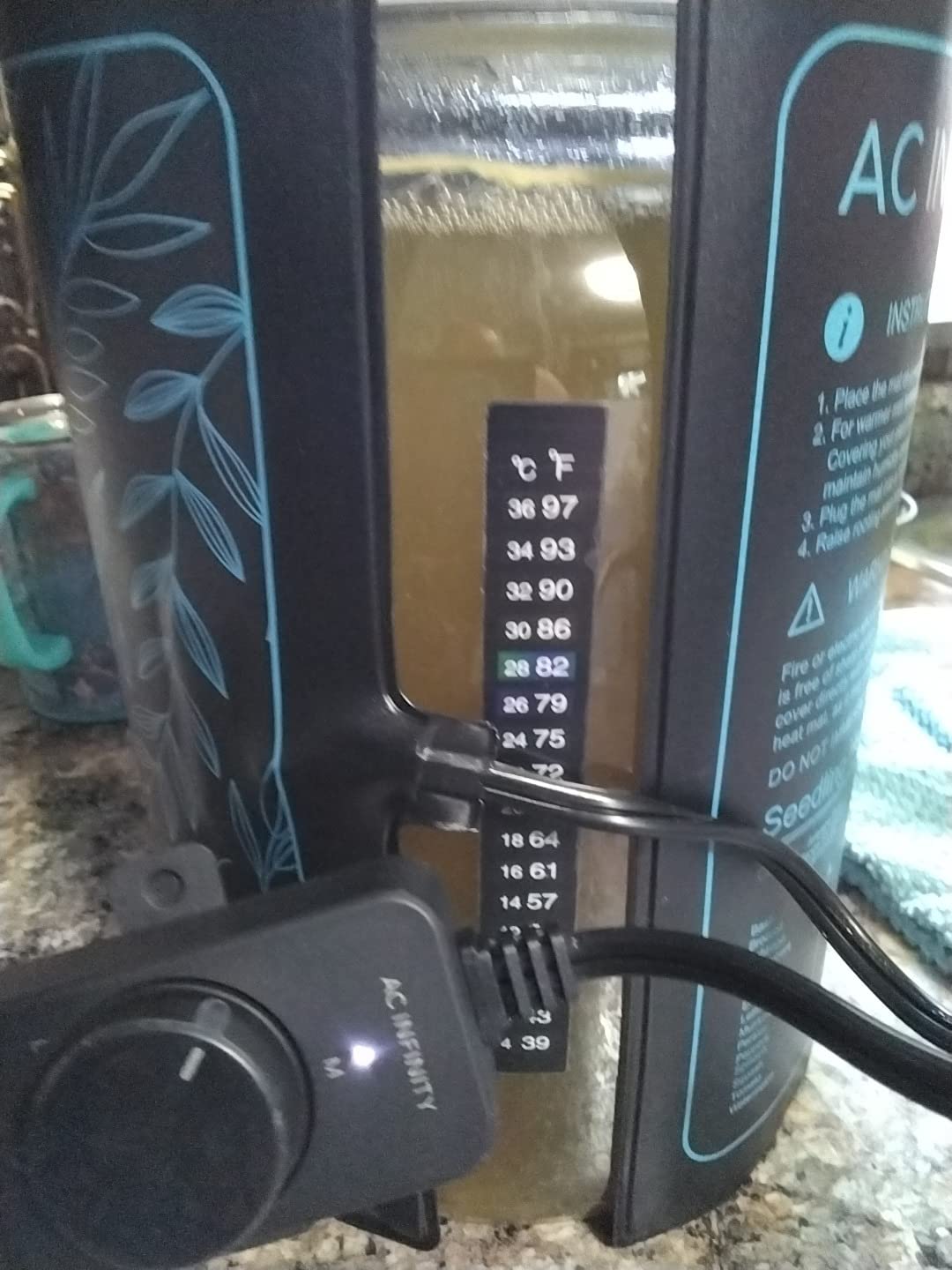 AC Infinity SUNCORE S3, Waterproof Seedling Mat with Heat Controller. customer photo 2