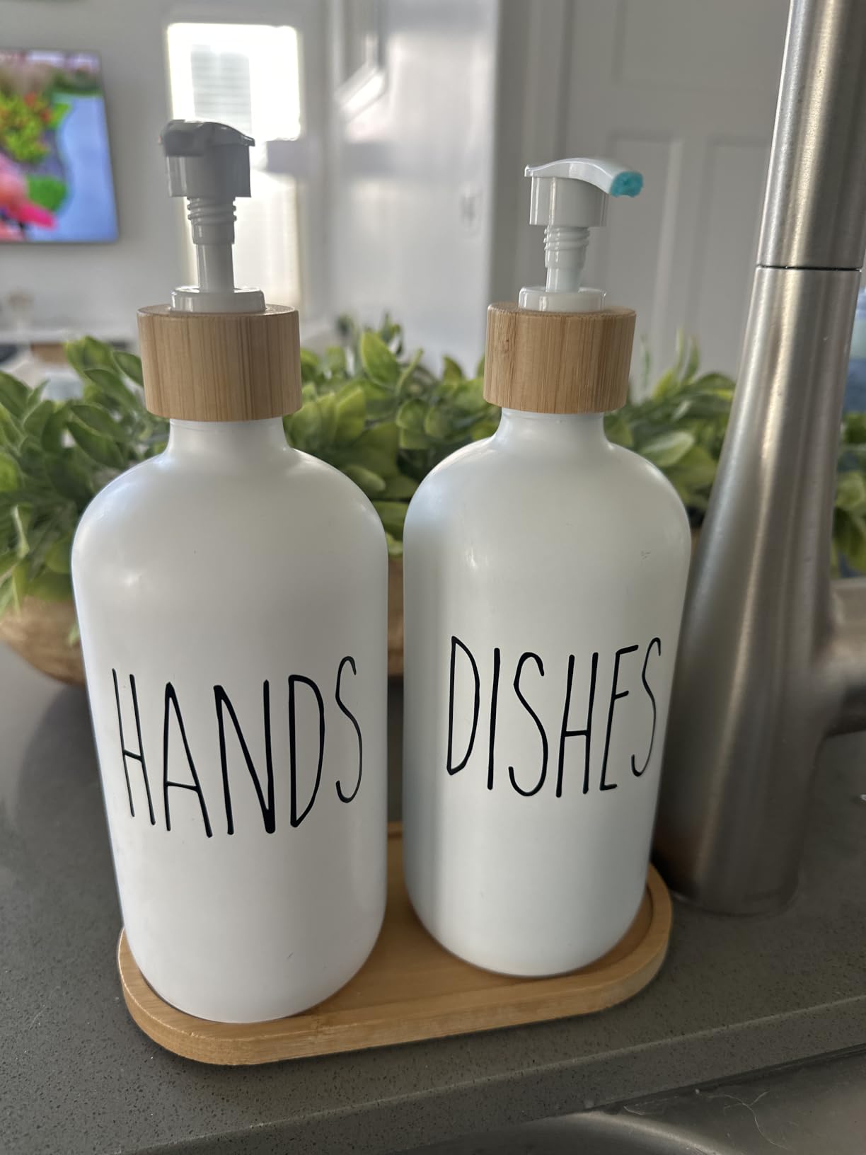 MOMEEMO Soap Dispenser Set, Black & White | Contains Hand and Dish Soap Dispenser, Suitable for Kitchen Decor customer photo 1