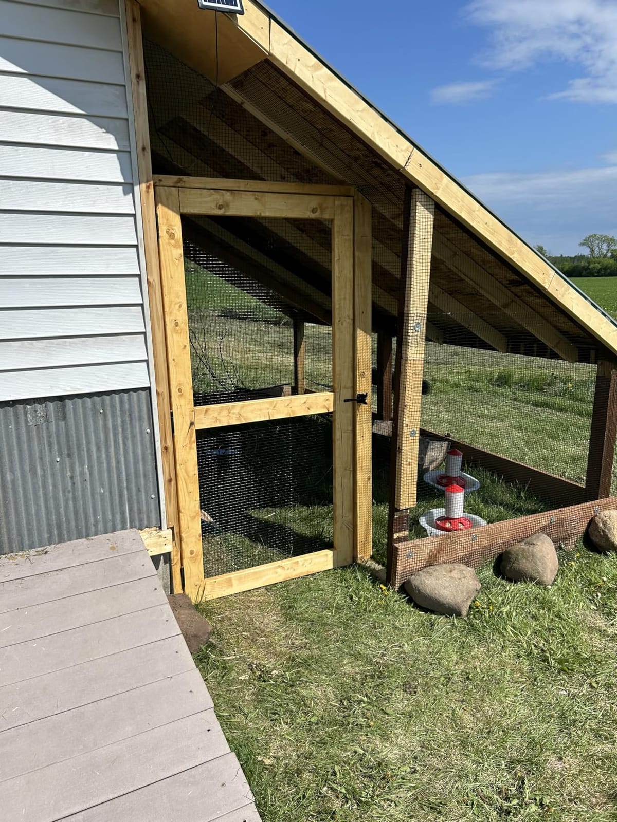 Land guard 19 Gauge Hardware Cloth, 1/2 inch 48inch×100ft Chicken Wire Fence, Galvanized Welded Cage Wire Mesh Roll Supports Poultry Netting Cage Fence……… customer photo 2