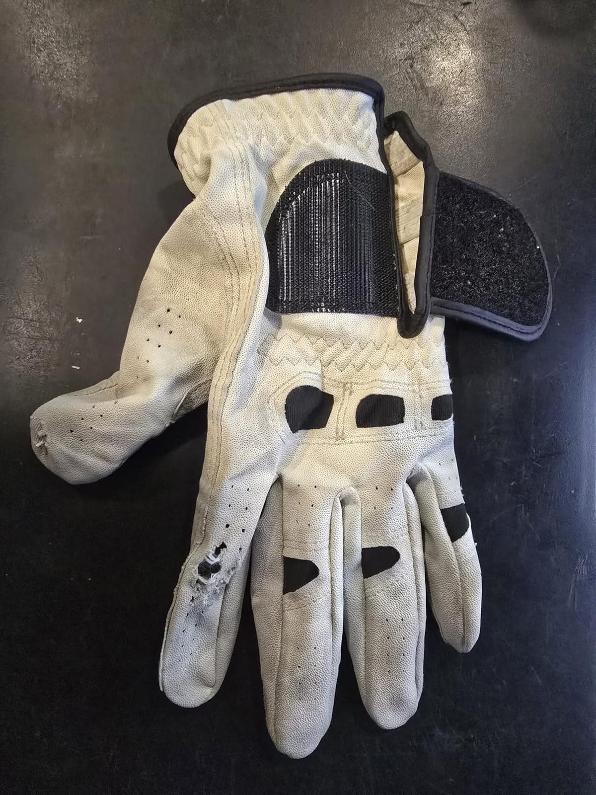 Bionic StableGrip 2.0 Men's Golf Glove customer photo 1