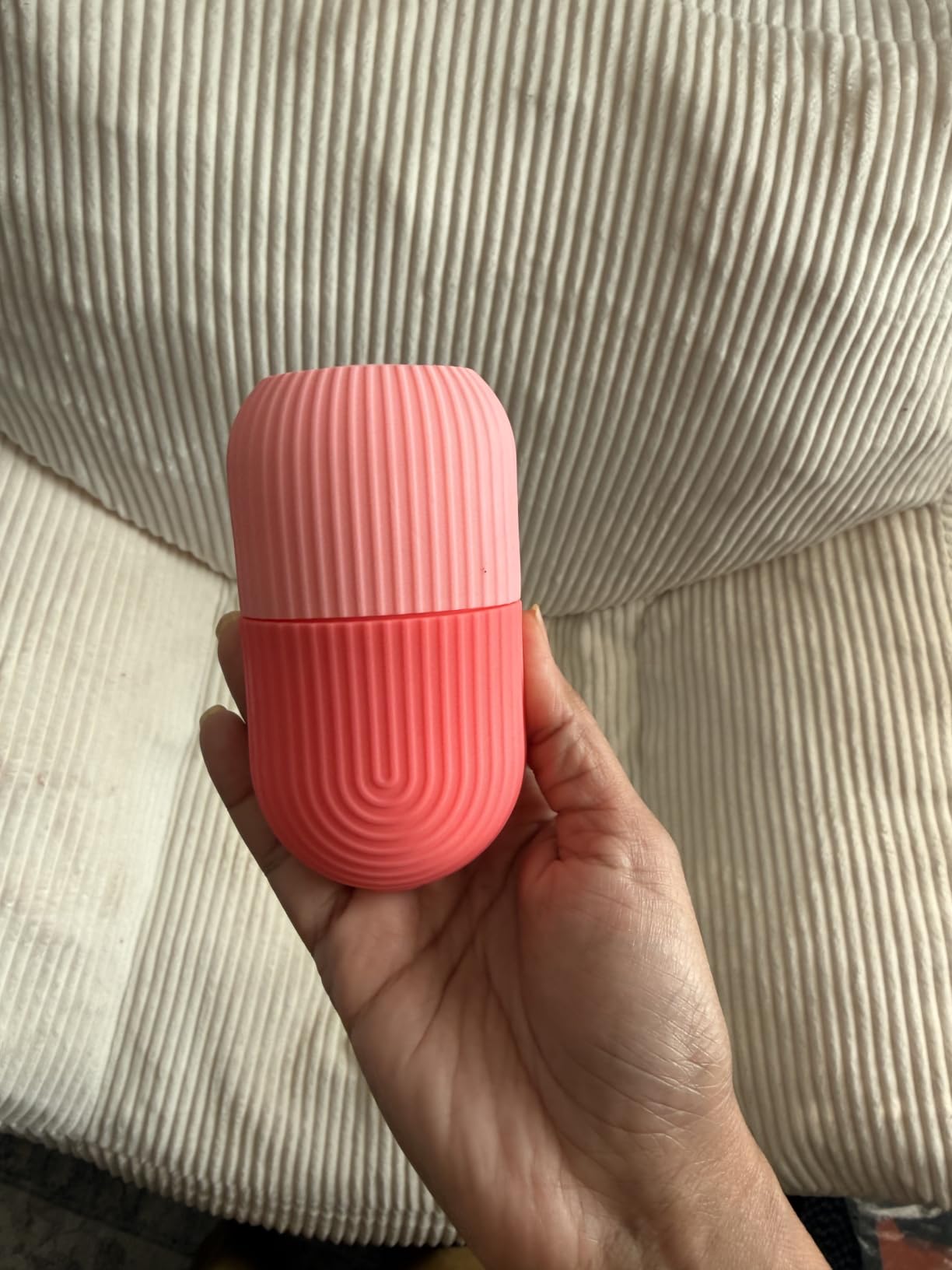 XHJRI Ice Cube Roller Massager for Face, Eyes and Neck Naturally Conditioning and Skin Care,De-Puff Eye Bags,Reduce Migraine Pain,Reusable Massage Silicone Ice Mold (Pink) customer photo 2