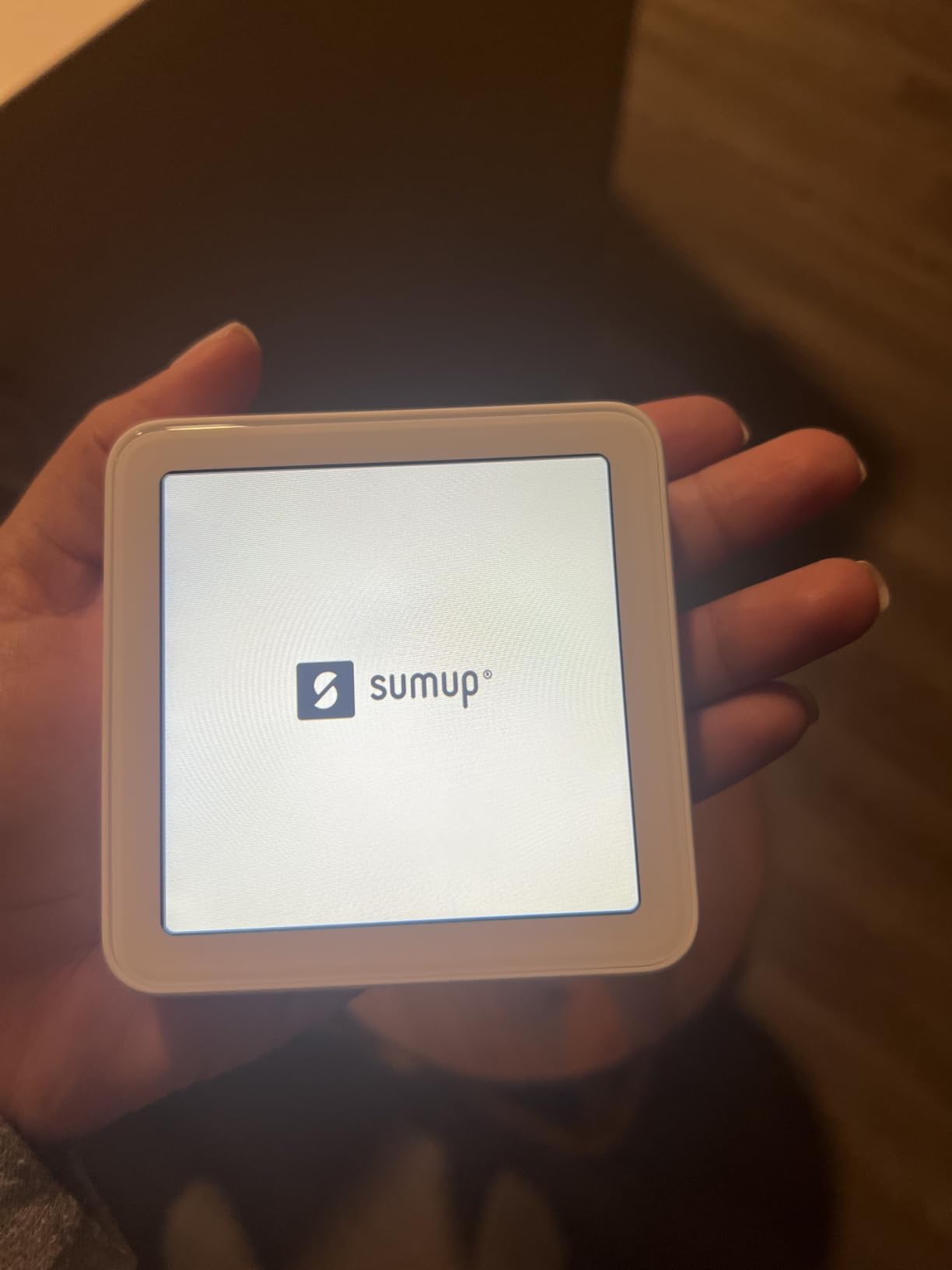 SumUp Solo Credit Card Payment Card Reader with Charging Station. Full Touch-Screen Interface with Free SIM Card and Mobile Data (SumUp Solo) customer photo 2