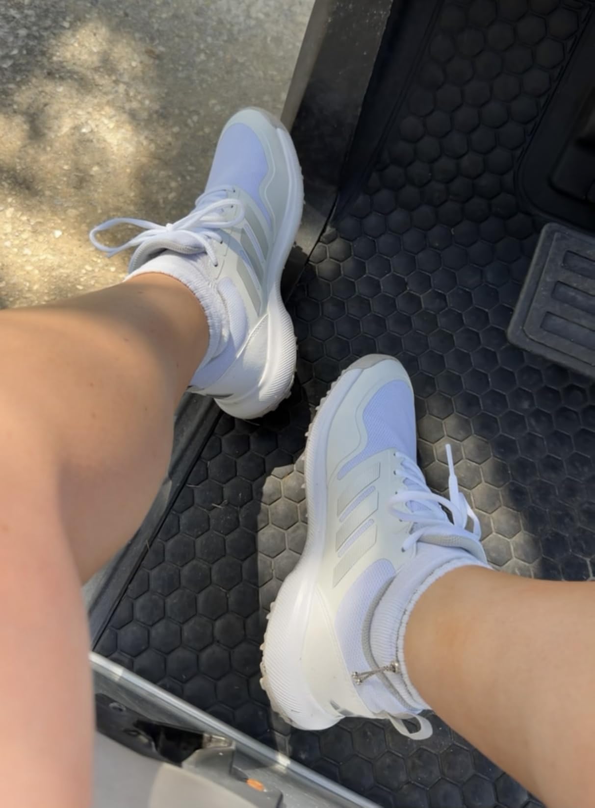 adidas Women's Tech Response Spikeless 3.0 Golf ShoesGolf Shoe customer photo 1