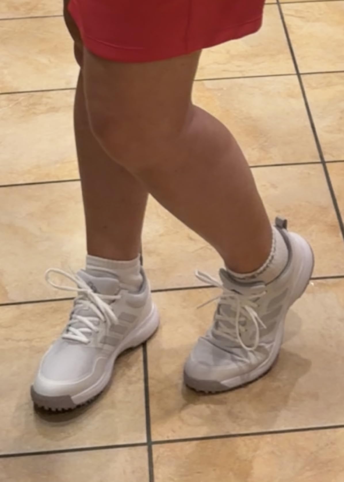 adidas Women's Tech Response Spikeless 3.0 Golf ShoesGolf Shoe customer photo 2