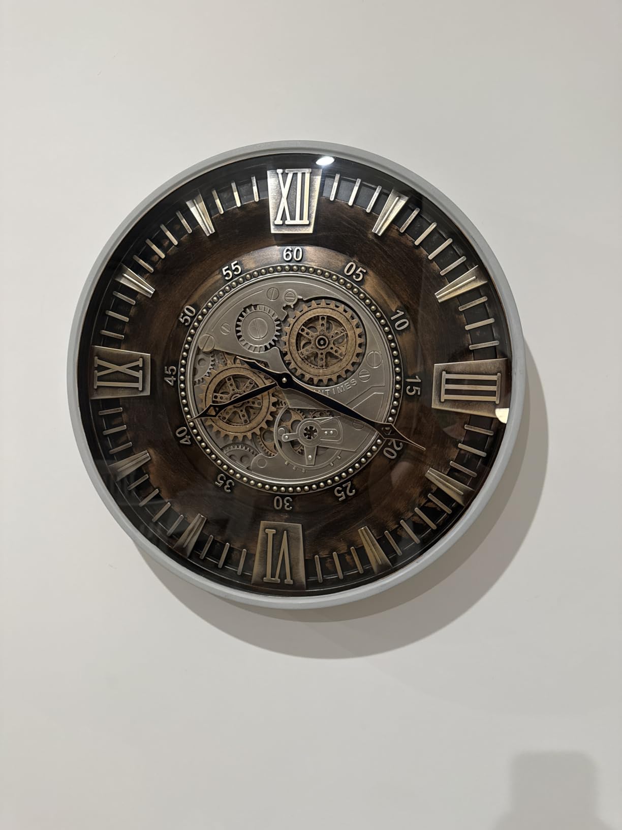 CLXEAST 24 Inch Large Moving Gear Wall Clock for Living Room Decor,Bronze customer photo 1
