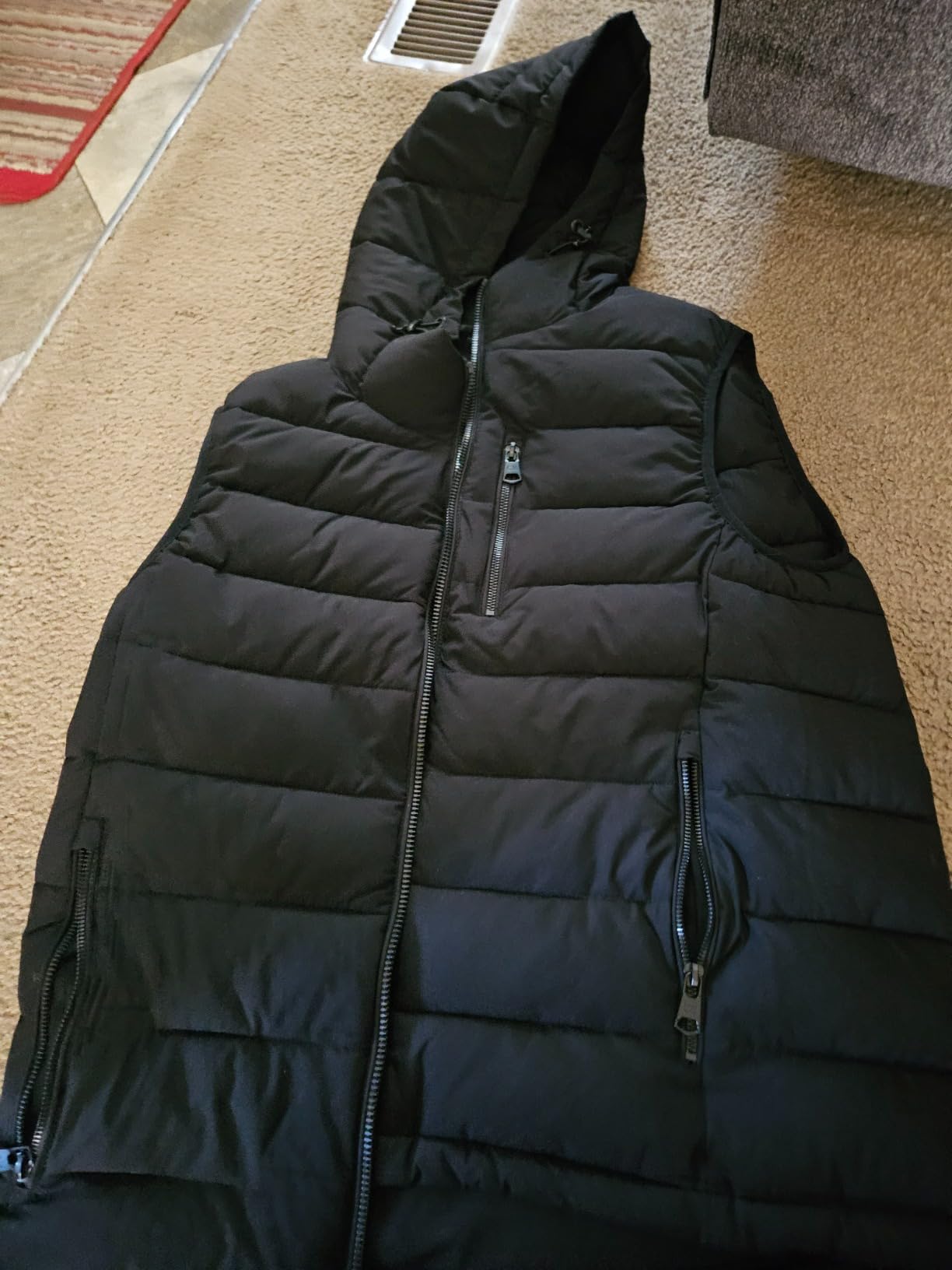 Calvin Klein Men's Lightweight Packable Hooded Puffer Vest customer photo 1