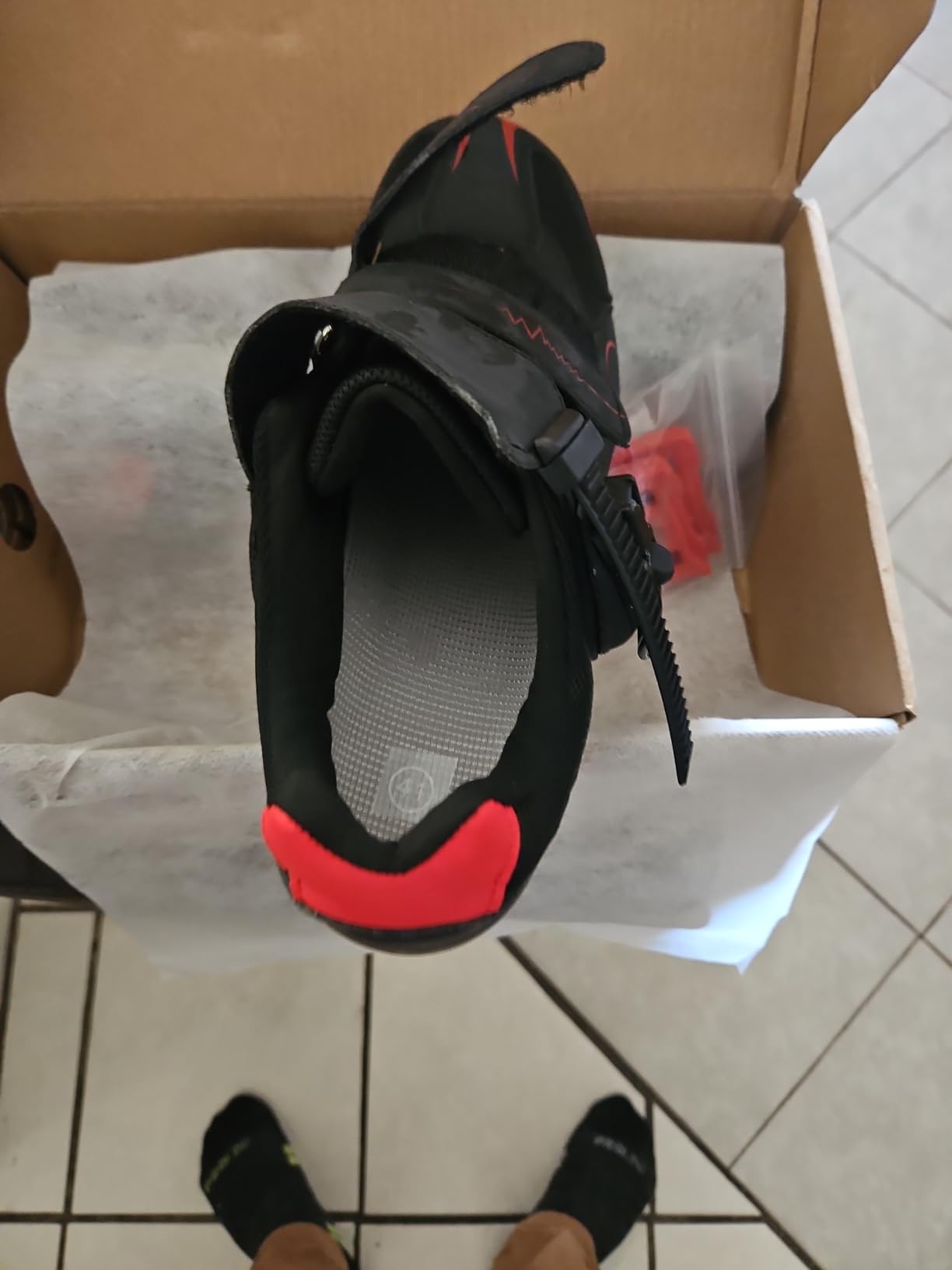 Mens Womens Cycling Shoes Compatible with Peloton Indoor Bicycle Pedals Clip in Road Bike Shoes Pre-Installed with Look Delta Cleats customer photo 1