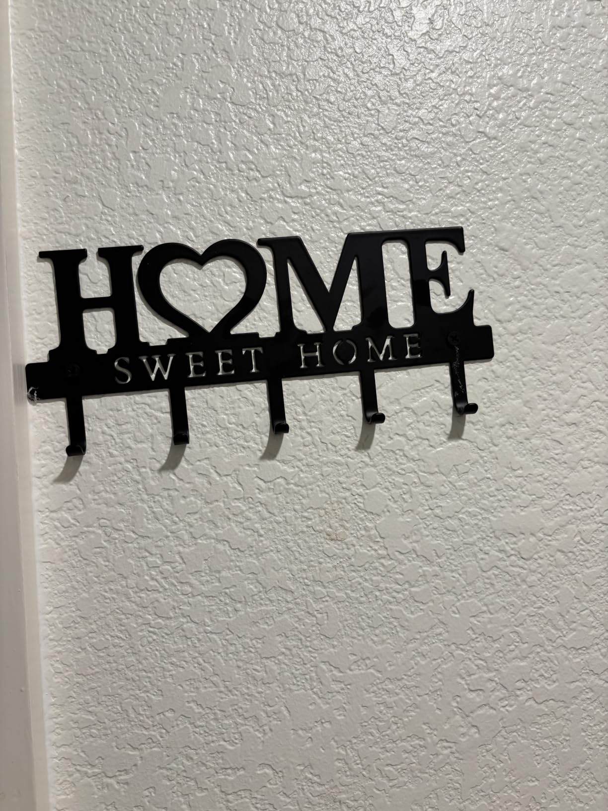 Entryway Wall Key Holder with 5 Hooks, Metal Key Rack Wall Mount for Keys, Bags and Leashes, Decorative Organizer for Entryway, Mudroom or Hallway, Sweet Home Design, 9.8 inches, Black customer photo 1