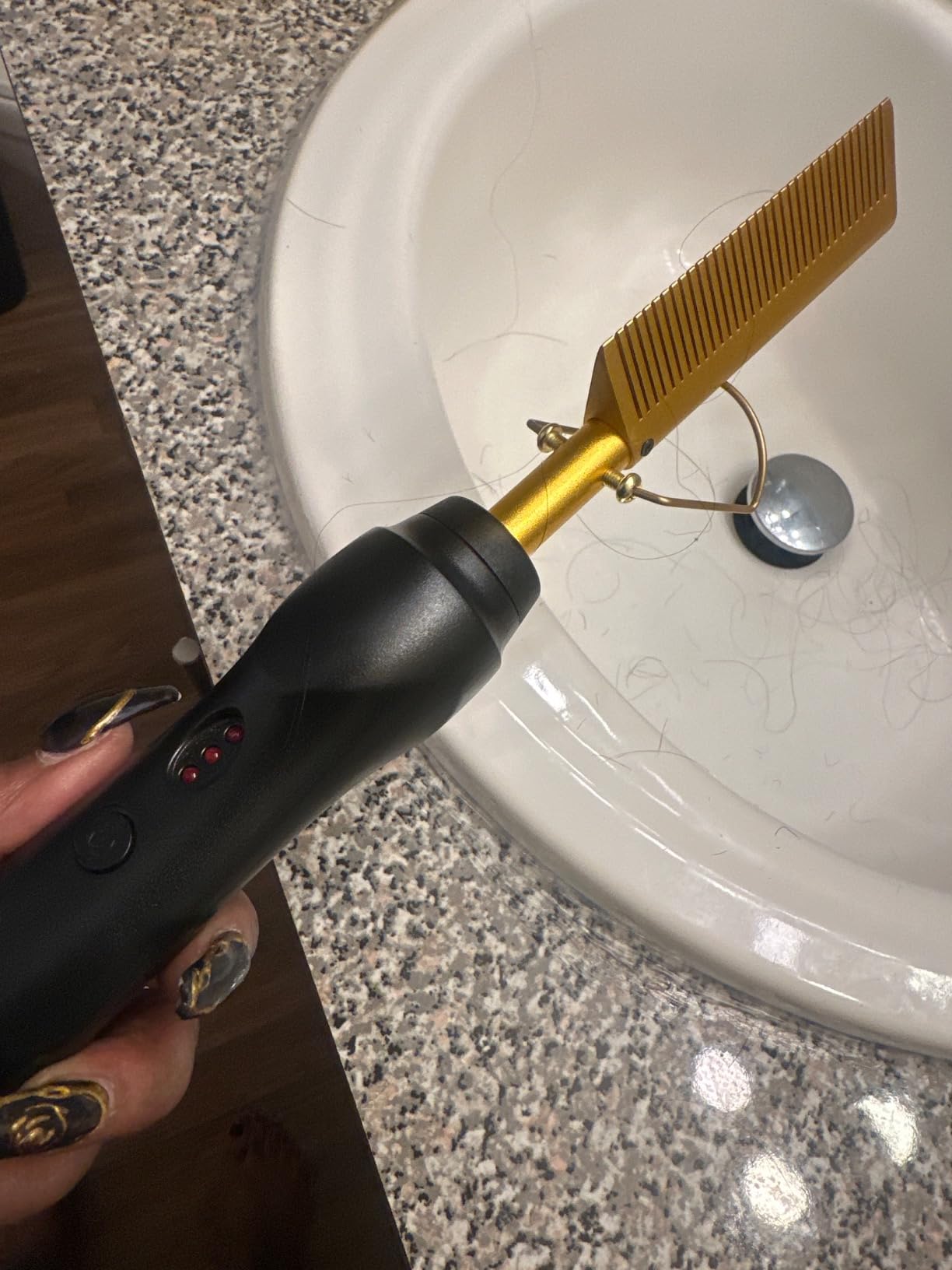 Electric Hot Comb Hair Straightener, Deluxe Electrical Straightening Comb Curling Iron for Natural Black Wigs, Hot Comb Electric for Wigs Pressing Combs with Wig Glue Melting Spray Hair Wax Stick customer photo 1