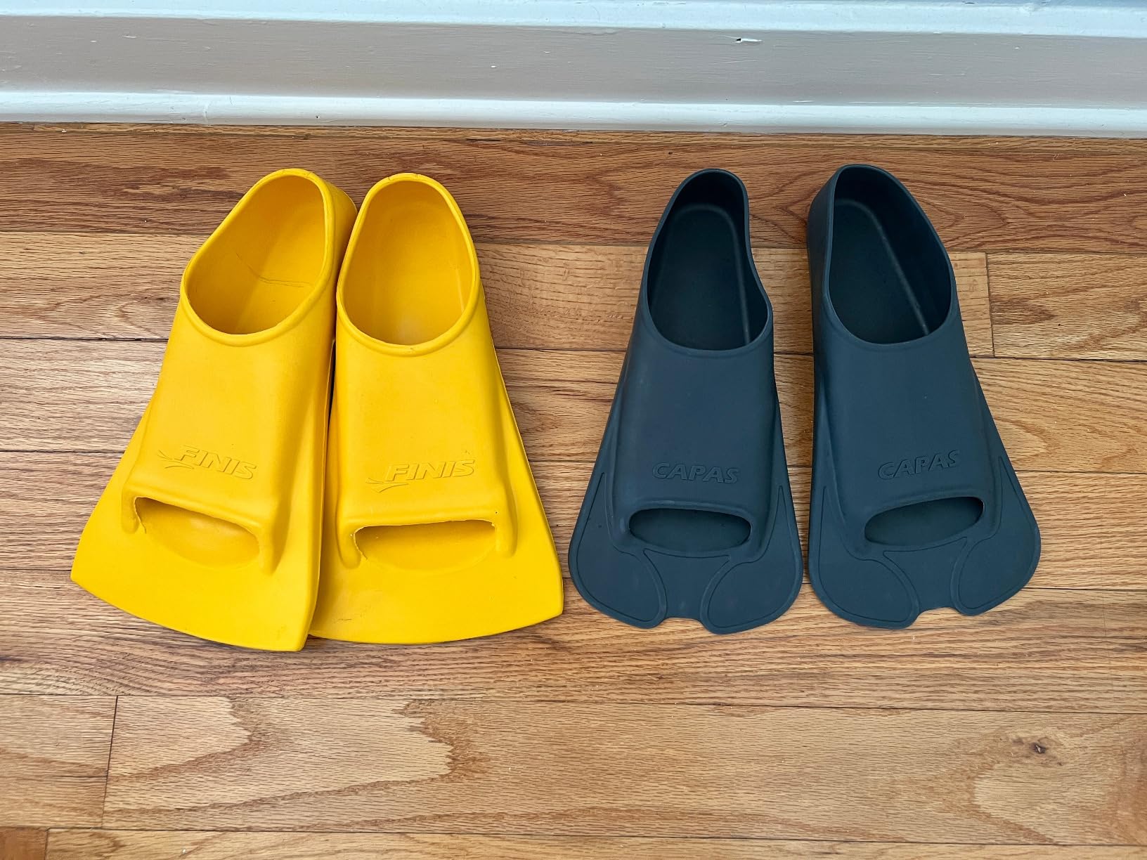 CAPAS Swim Training Fins, Short Blade Pool Lap Swimming Fins with Mesh Bag customer photo 1