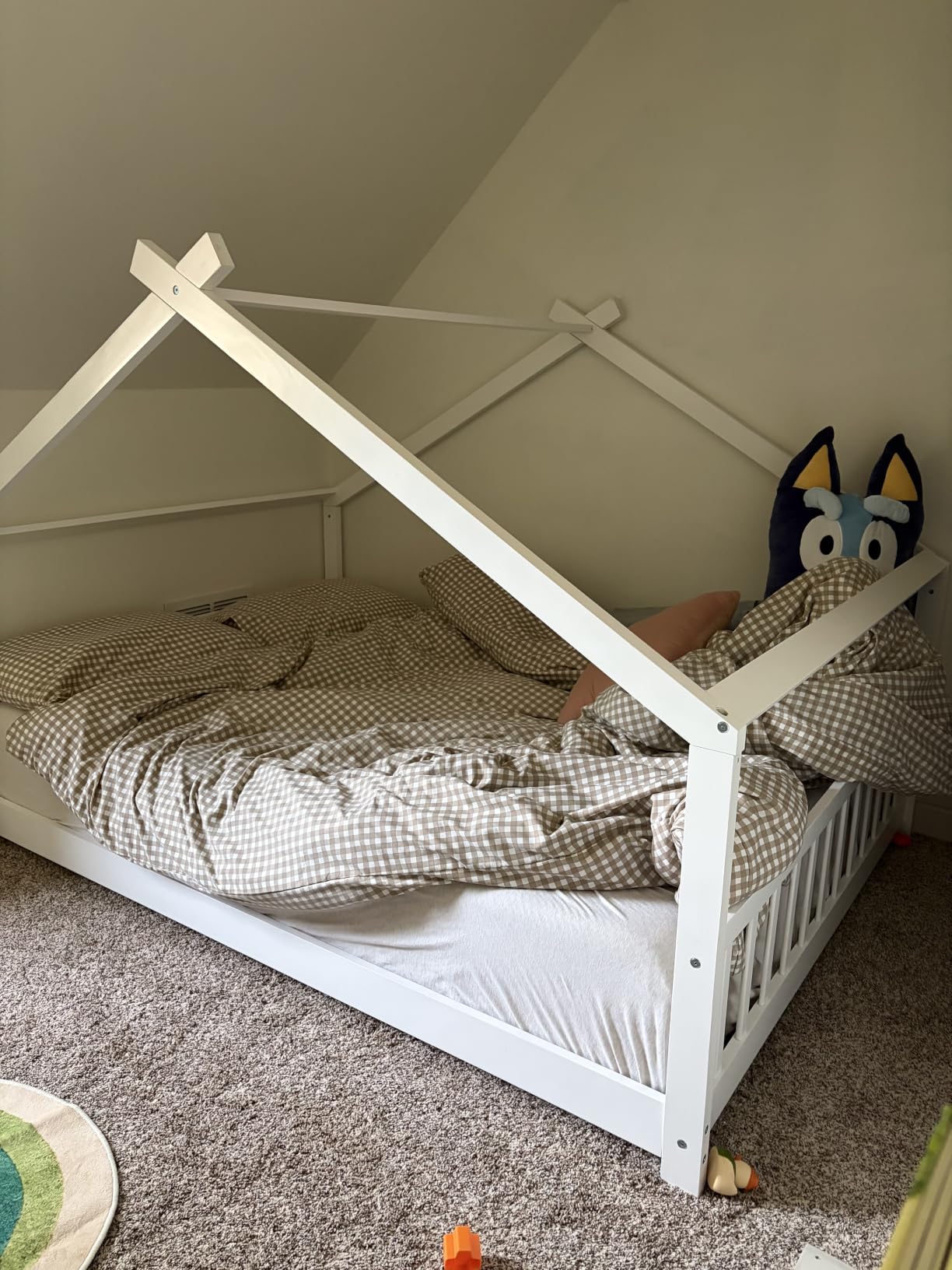 Bellemave Twin House Beds Wood Montessori Bed Frame Kids Floor Tent Bed with Headboard & Footboard for Children Boys Girls Teens, White customer photo 1