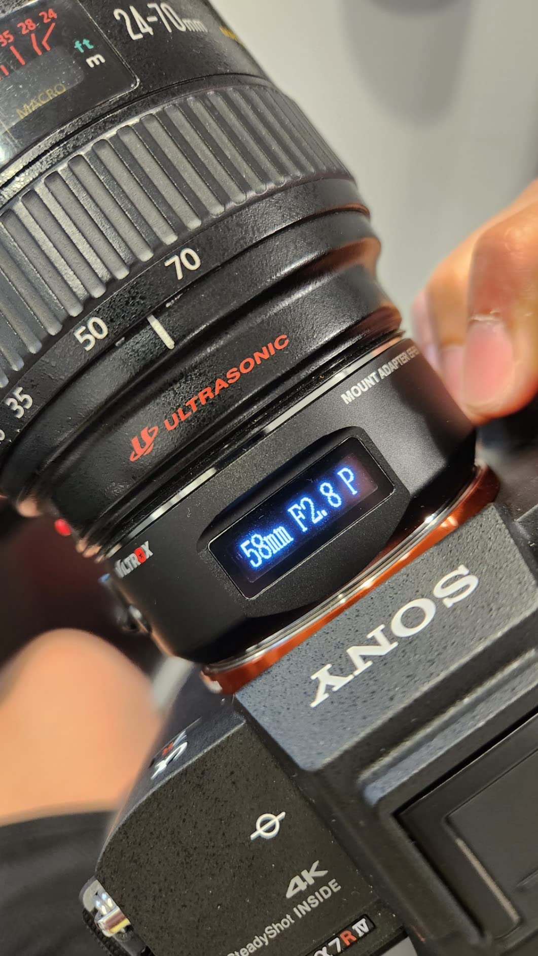 VILTROX EF-E5 Lens Adapter, EF/EF-S Lens to E-Mount Camera, Auto Focus Adapter Ring Converter Control Ring Compatible with Canon EF/EF-S to Sony E Mount Camera A7/A7R/A7S/A7M/A6500/A6400/A6000 customer photo 1