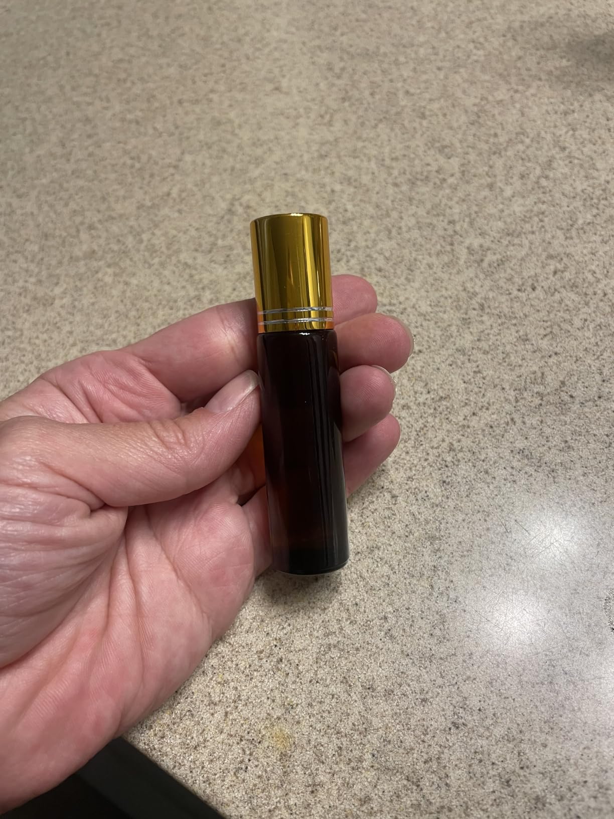 PrettyCare 4 Pack Amber Glass Oil Roller Bottles for Essential Oils 10ml, Roll On Bottles with Stainless Steel Roller Ball Leak-Proof Perfume Travel Refillable Bottle Empty customer photo 2