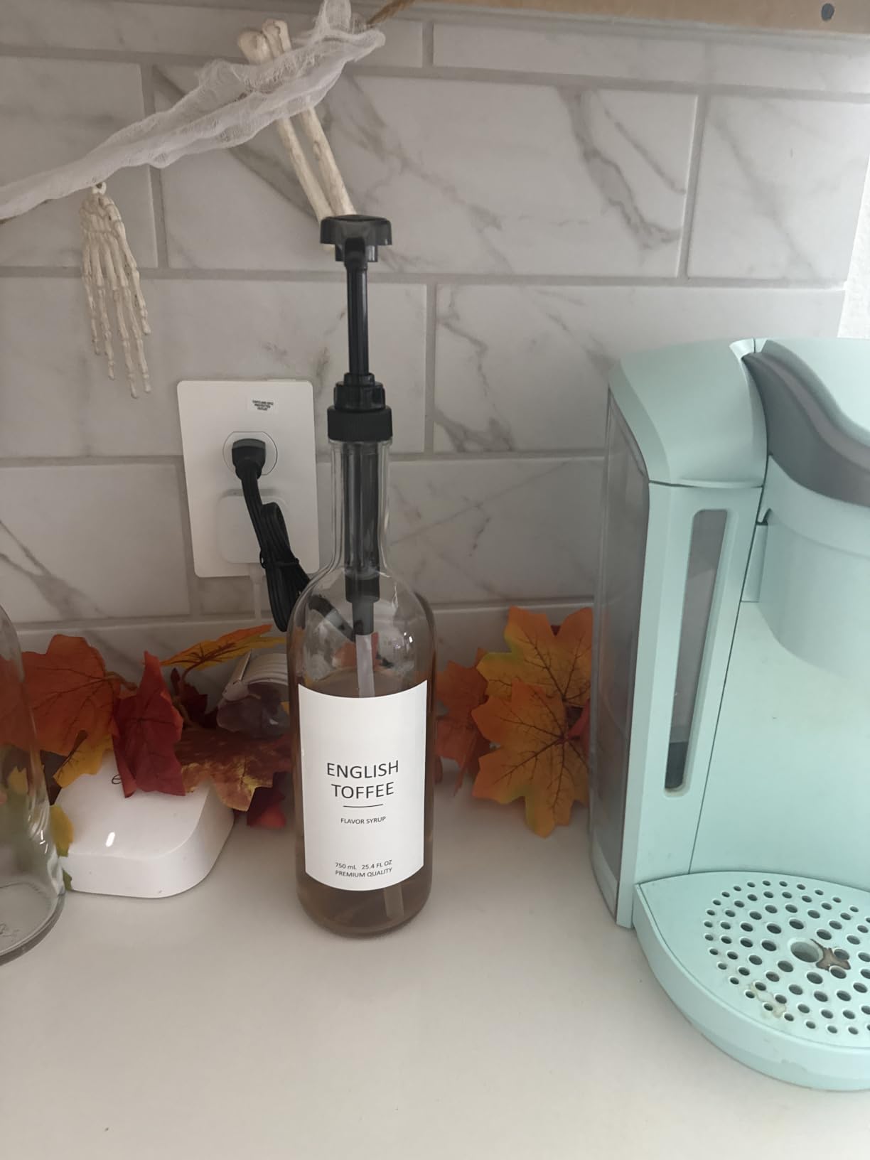 Demi's Home 25.4 oz 750 ml Glass Coffee Syrup Dispenser for Coffee Bar - 4 Pack - Comprehensive Label Set & ¼ oz Pumps Included customer photo 1