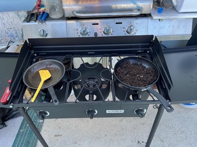 ROVSUN 3 Burner Gas Stove with 2 Side Shelves, 225,000BTU Portable Propane Stove with Removable Leg, Wind Panel, Regulator for Camping Home Backyard Outdoor Cooking Brewing Canning Turkey Frying customer photo 2