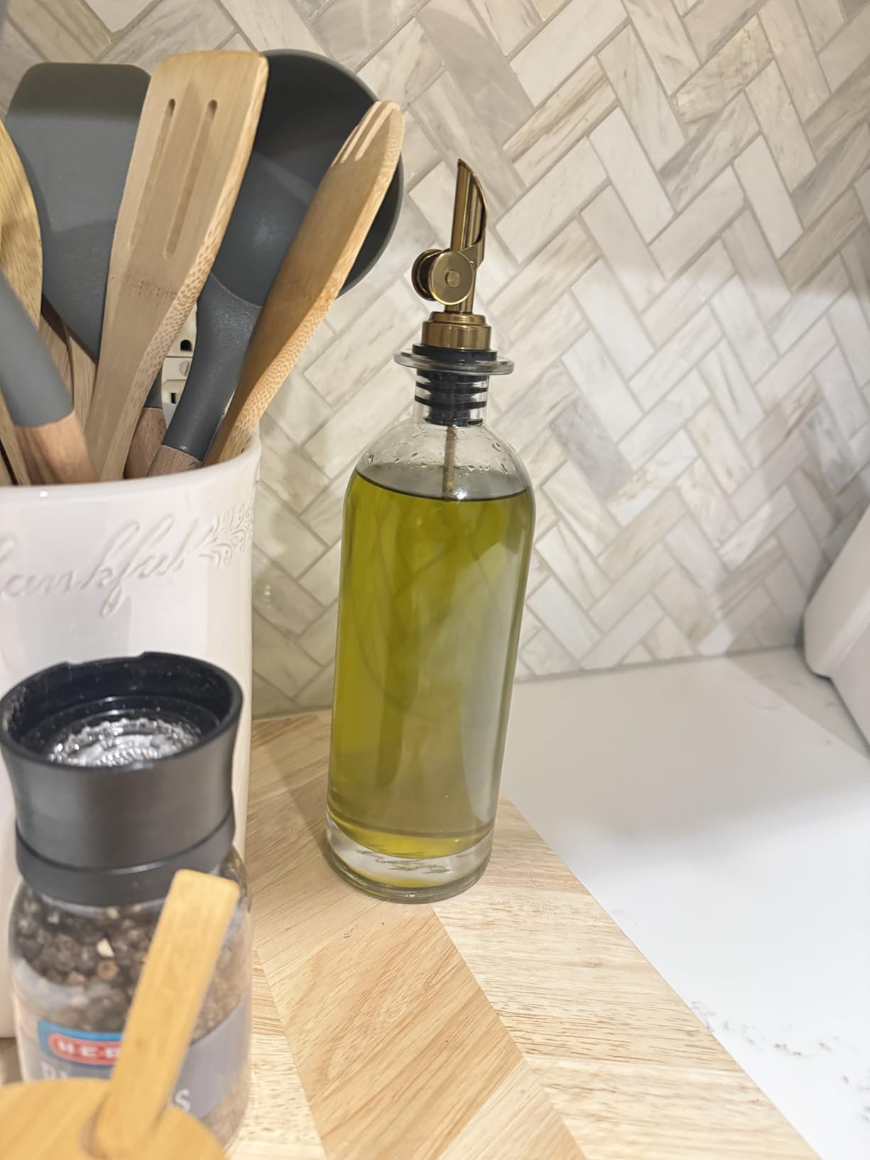 Molimoli Oil and Vinegar Dispenser with Metal Pour Spout, Weighted Pourer, Glass Bottle Dispenser for Kitchen, Olive Oil Cruet, Glass Olive Oil Bottle | 500ml, Set of 2 customer photo 2