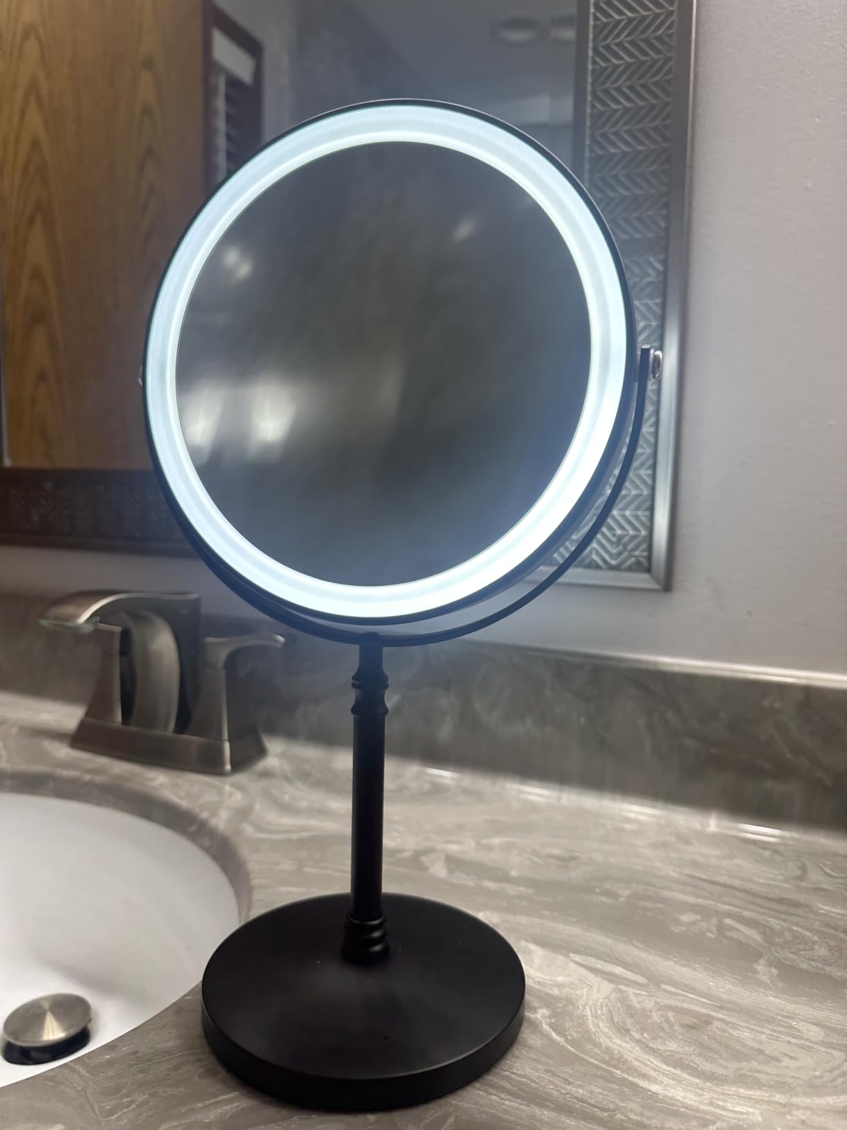 DEIOVWXS Makeup Mirror, Rechargeable Vanity Mirror with 3 Lights, 1X/10X | Adjustable Brightness, 3000mAh, Double-Sided, Gift for Mom, Women, Wife, Girls, Dorm Room Essential customer photo 1