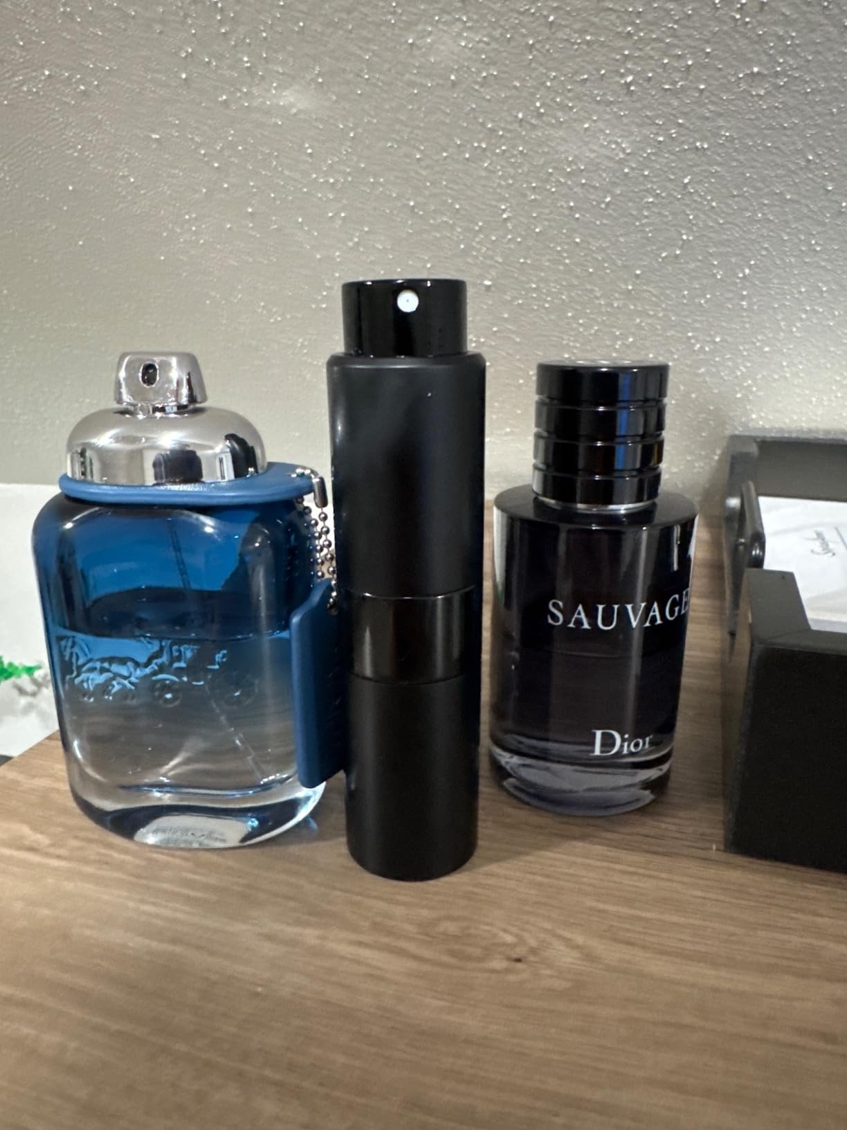 Travel Perfume Bottle Refillable 20ml, Cologne Spray Atomizer Large, Black customer photo 1