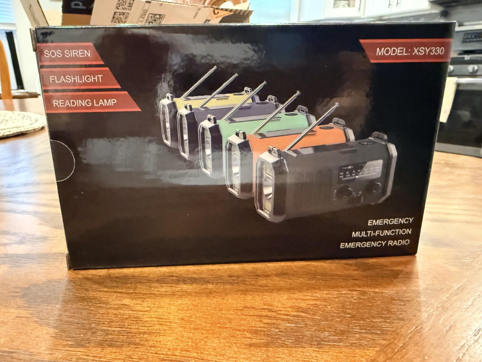 Leaton Emergency Weather Radio with Solar/Hand Crank/USB Charging,10000mAh customer photo 1