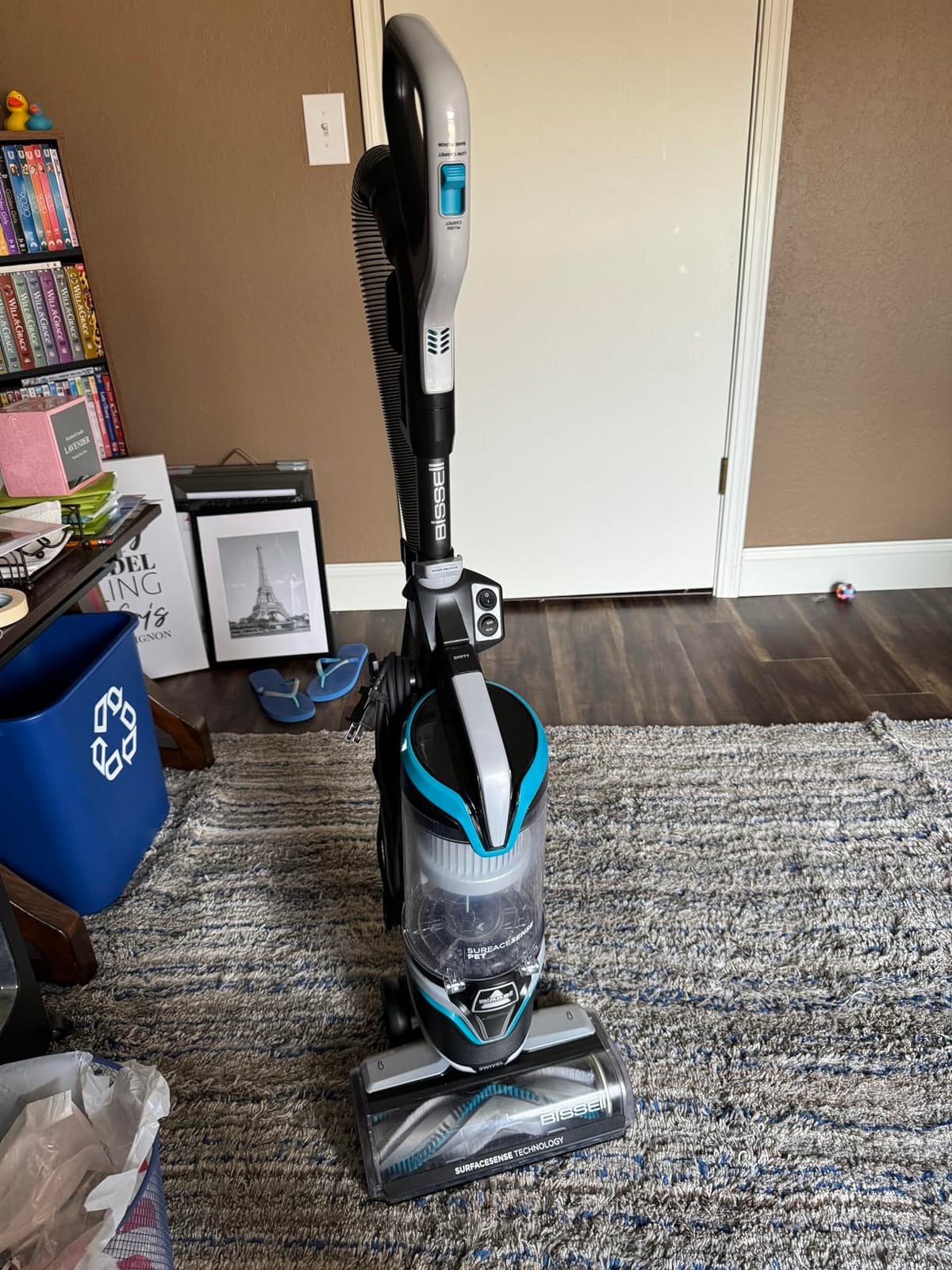 Bissell SurfaceSense Allergen Lift-Off Pet Upright Vacuum, 3418 customer photo 1