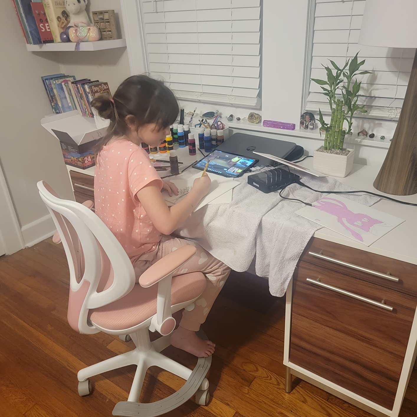 HOMEFUN Kids Desk Chair with Armrest and Footrest customer photo 1