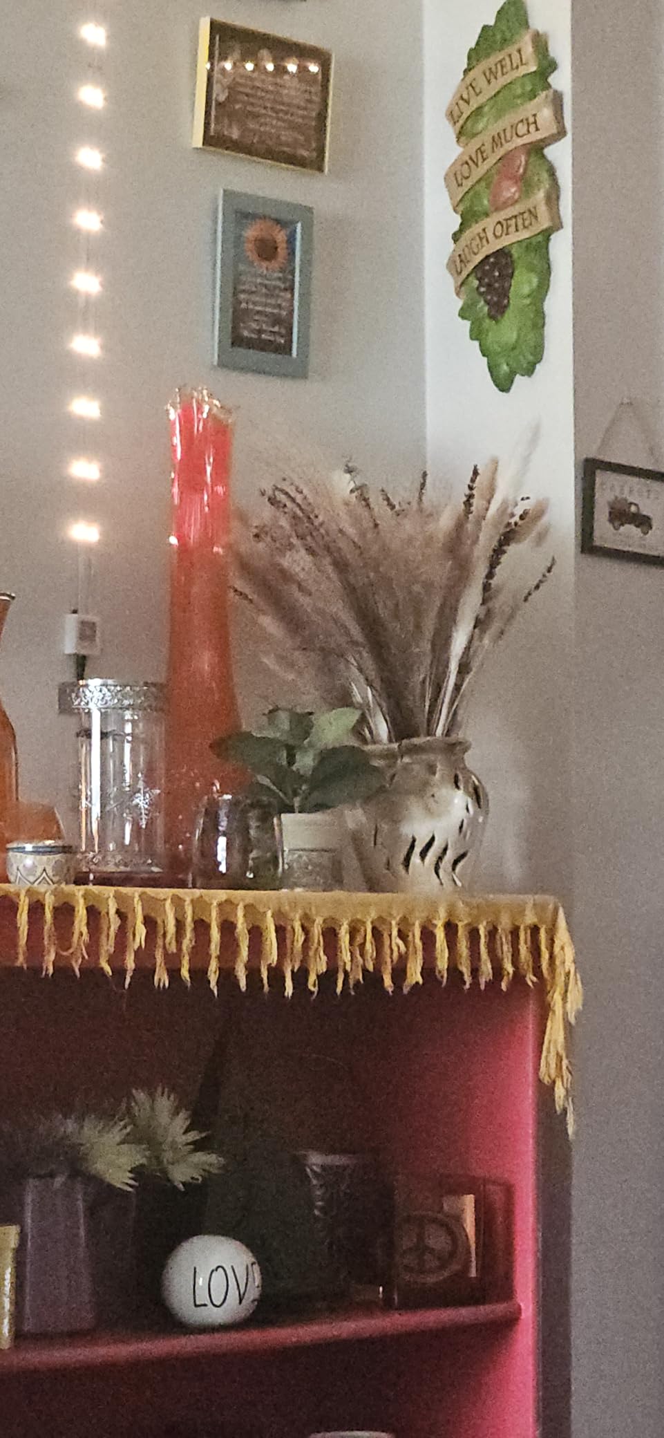 110 PCS of Boho Pampas Grass Decor, Naturally Dried Pompas, Bunny Tails Dried Flowers, and dried eucalyptus. Perfect for Weddings, Boho Party Decorations, and Table Decor. customer photo 2