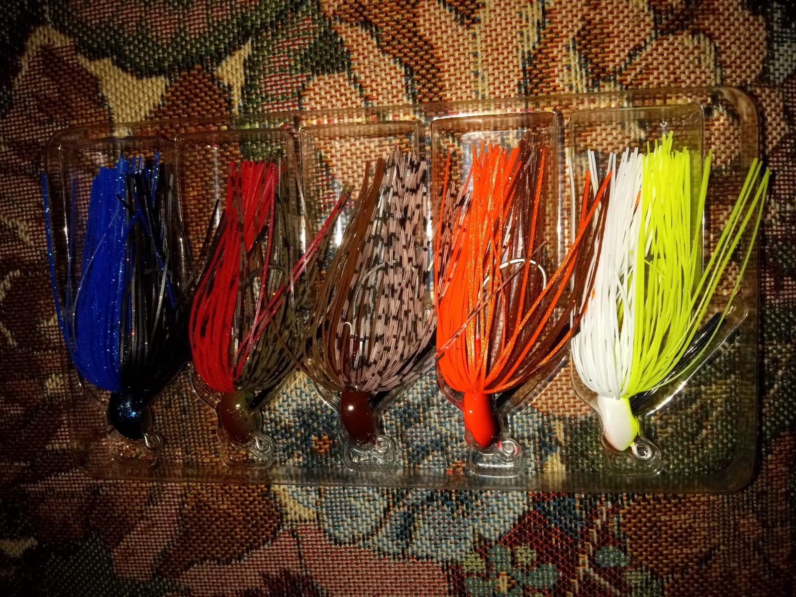 TRUSCEND Jigs Fishing Lures with Ultra Smooth Teflon Hook, Tour Grade Titanium Weed Guard Swim Jigs, Valuable Weedless Skirted Jig, Well-Made Lures for Crappie Bass Trout customer photo 1