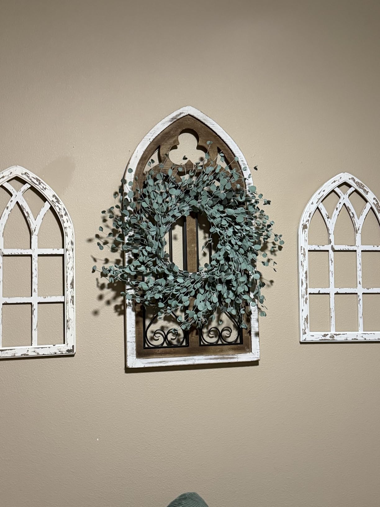 24 Inch Everyday Greenery Boxwood Wreath for Front Door, Soft Touch Green Mini Leaves Wreath for Indoor and Outdoor, Romantic Green Wreath for Wedding Decor customer photo 2