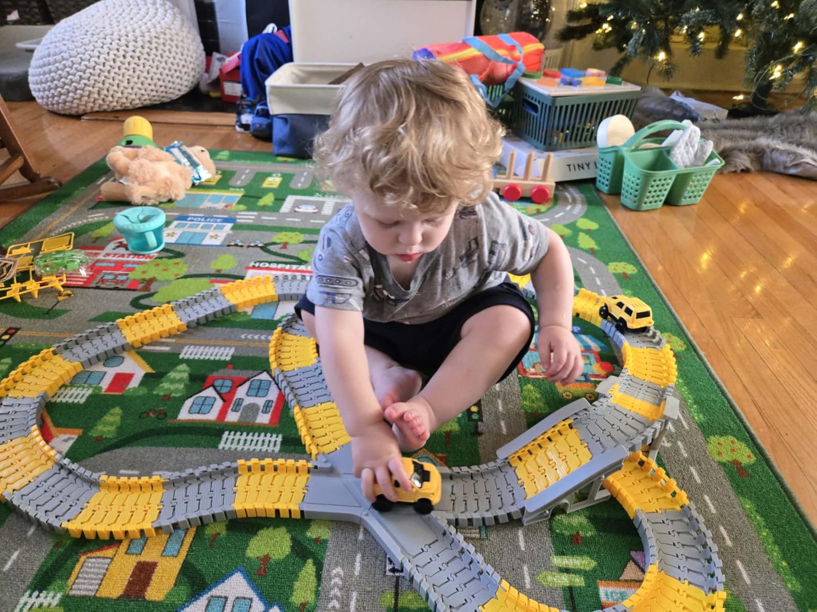 Kids Toys 253 PCS Construction Race Tracks, Create A Engineering Road Game | 5 PCS Construction Truck Cars, DIY Flexible Track Play Set, Birthday Xmas Gifts Toy for 3 4 5 6 7 8 Year Old Boys Girls customer photo 1