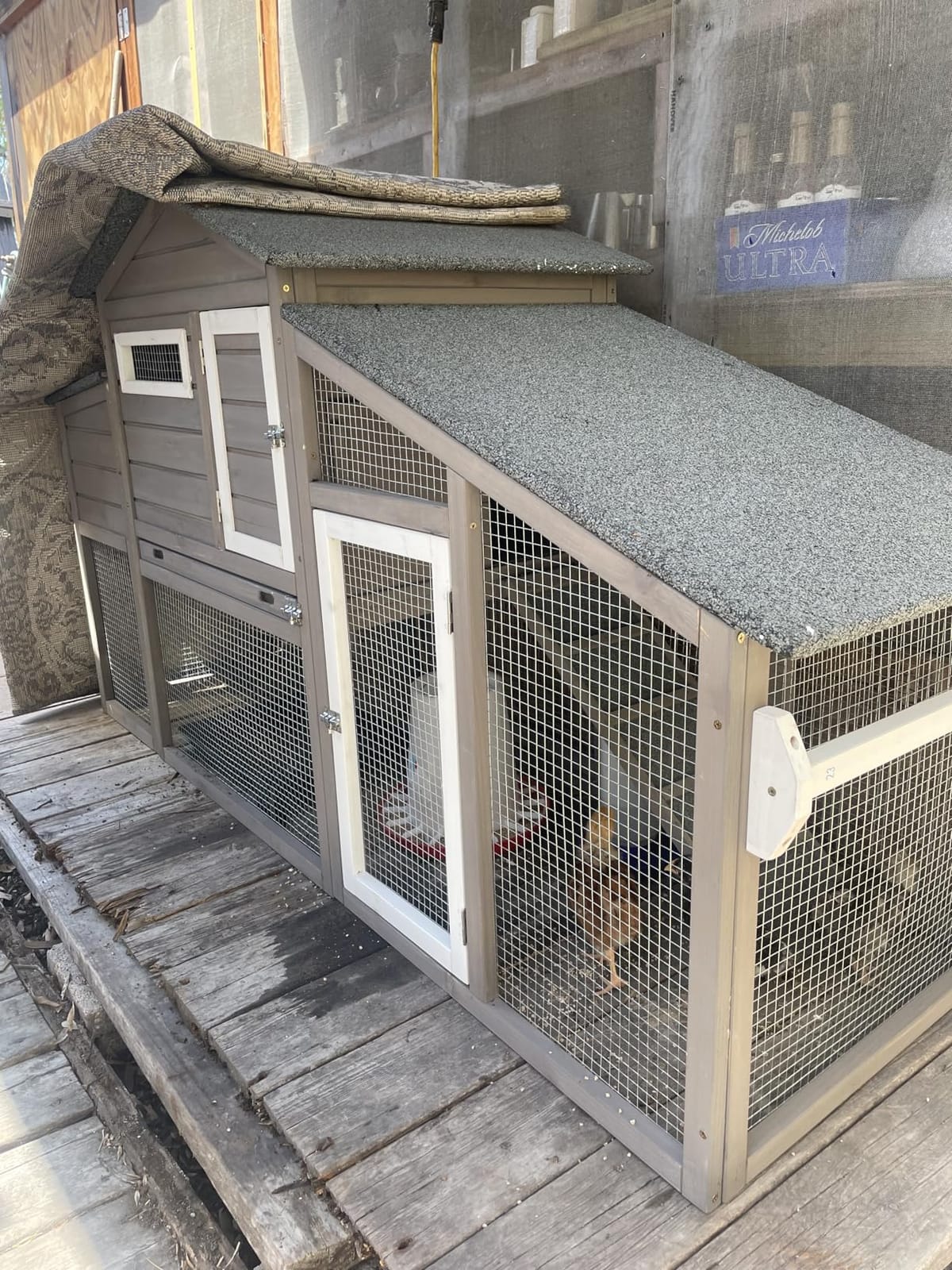 Ketive Large Wooden Chicken Coop with Run and Wheels, Grey customer photo 2