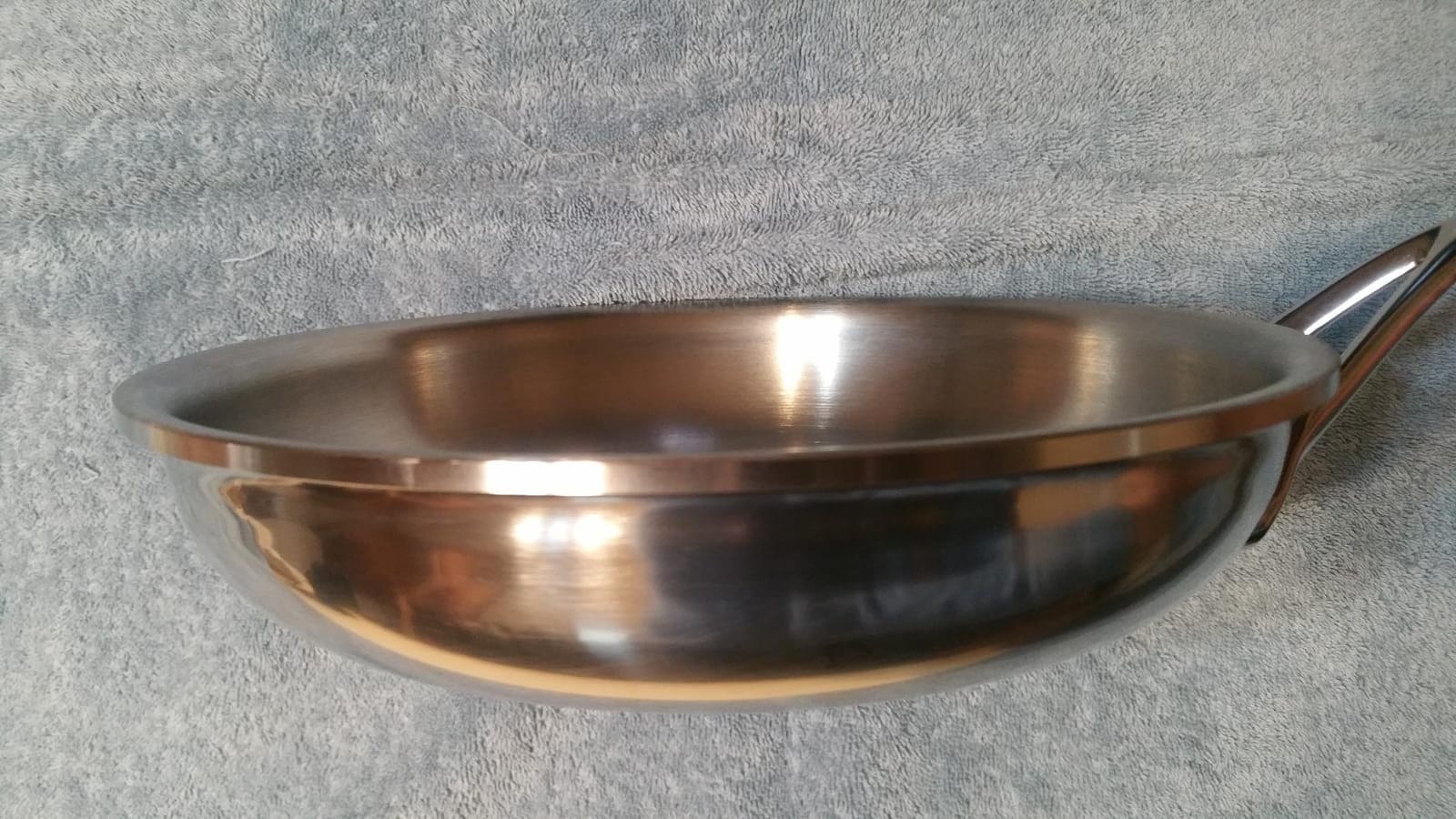 Demeyere Atlantis Proline 7.9-inch Stainless Steel Fry Pan customer photo 1