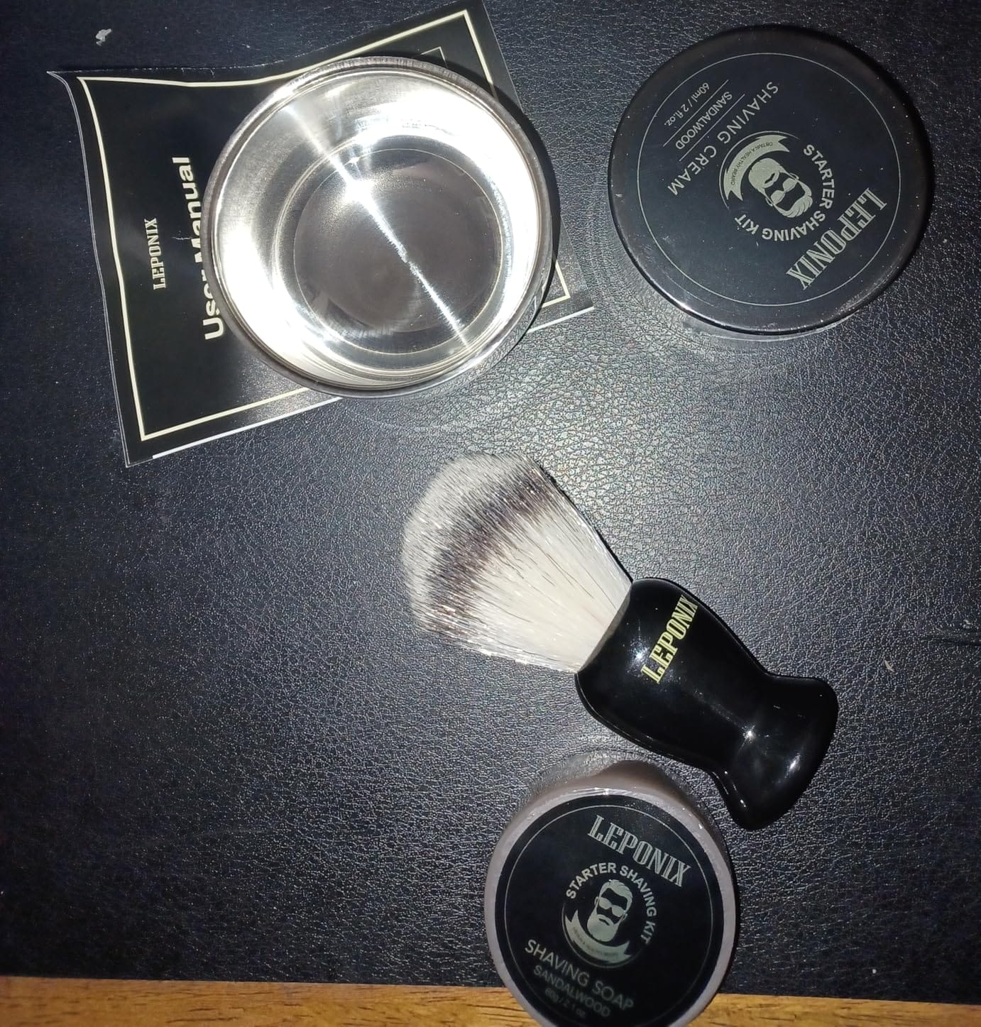 LEPONIX Men's Shaving Kit 4 Piece with Shaving Brush and Bowl Sandalwood customer photo 1
