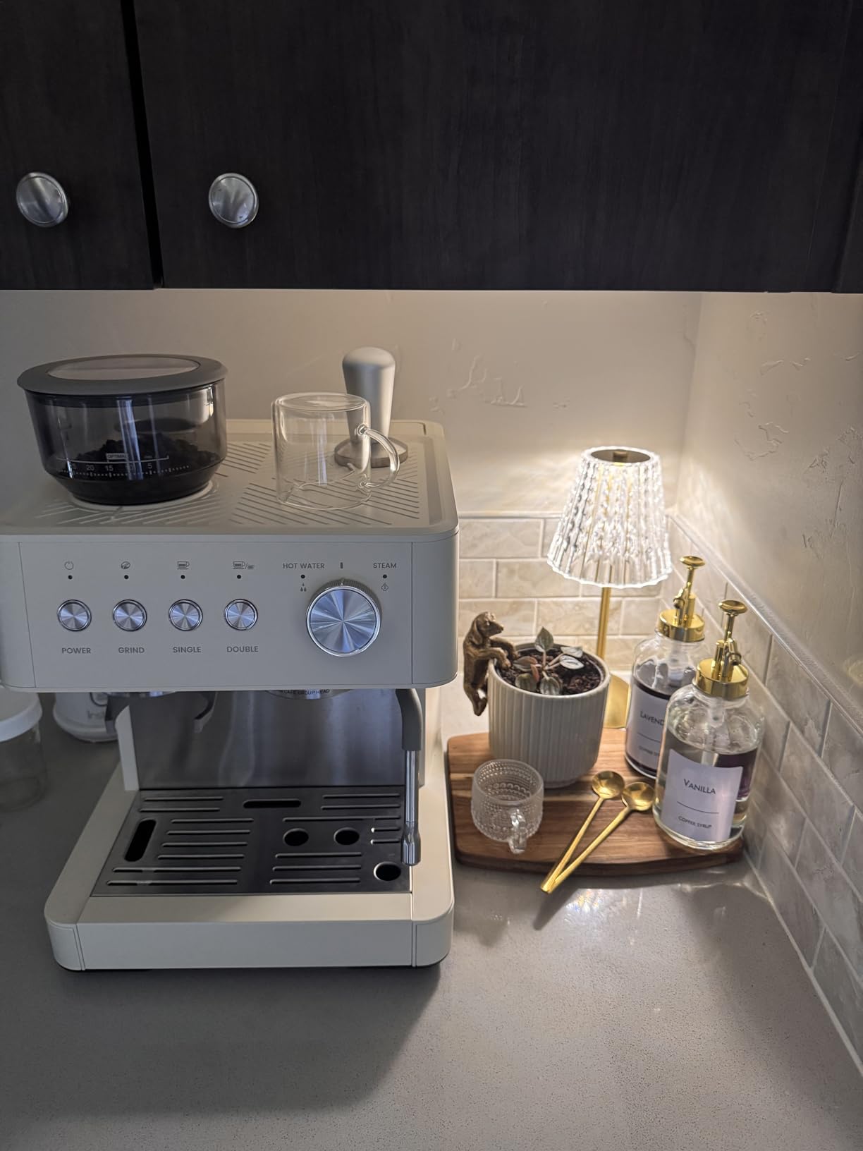 16.9 oz (500 ml) Coffee Syrup Dispenser Set- 4 Glass Bottles with Gold Pumper and Syrup Labels - Precise Dispensing and Stylish Addition to Coffee Shop, Cafe or Home Bar customer photo 2